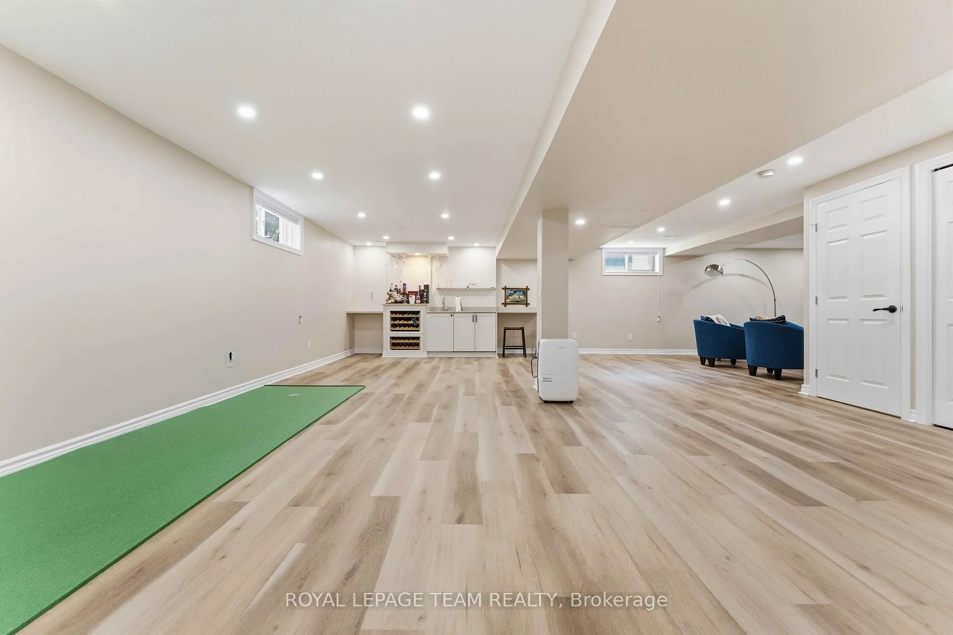 Photo 28 of 43 West Ridge Drive, Ottawa, Stittsville (Central) — HOMEH