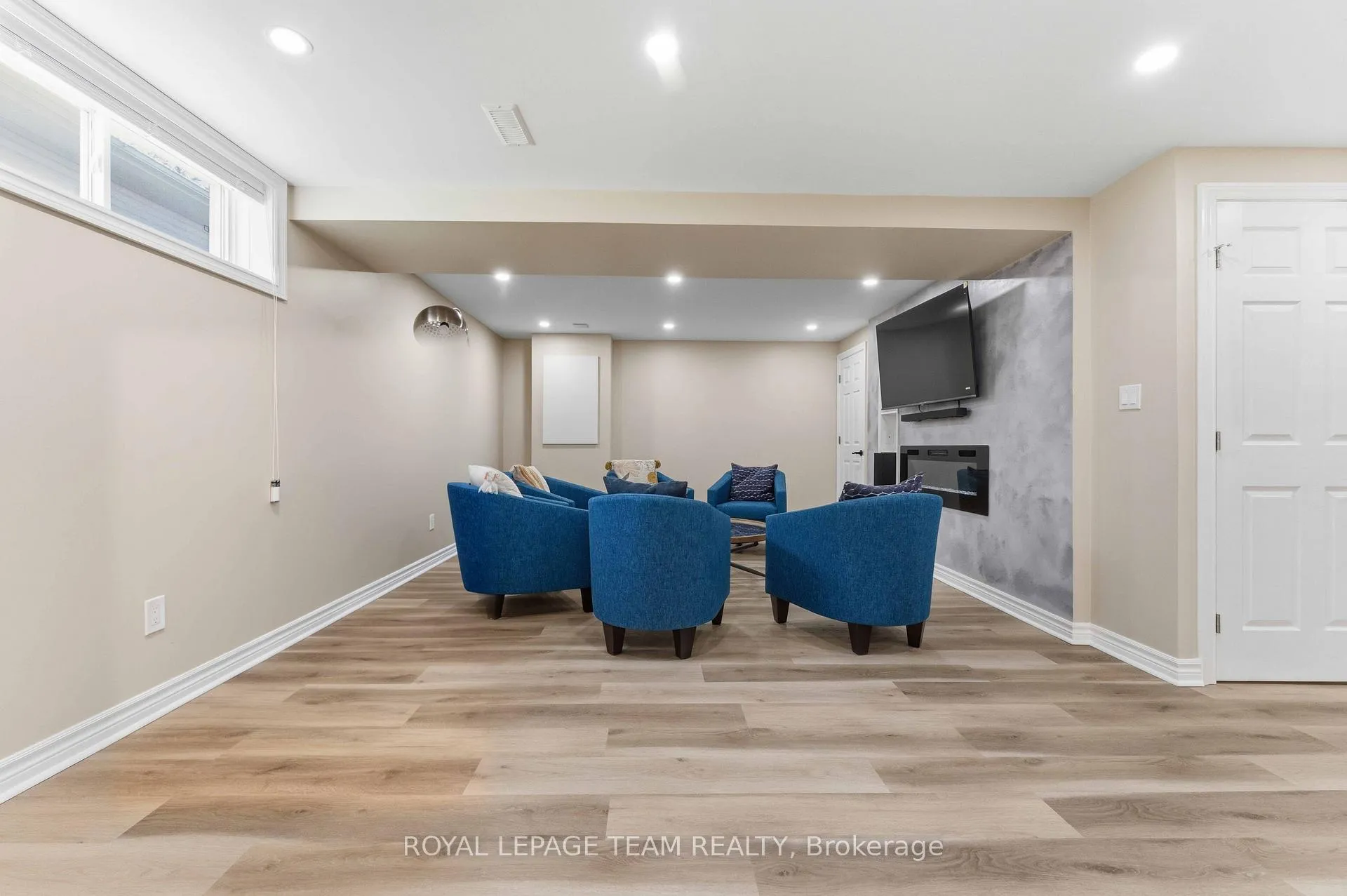 Photo 31 of 43 West Ridge Drive, Ottawa, Stittsville (Central) — HOMEH