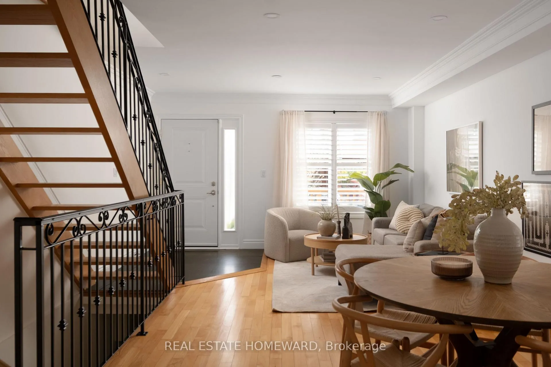 Photo 10 of 22 Kimbourne Avenue, Toronto, Danforth Village-East York — HOMEH