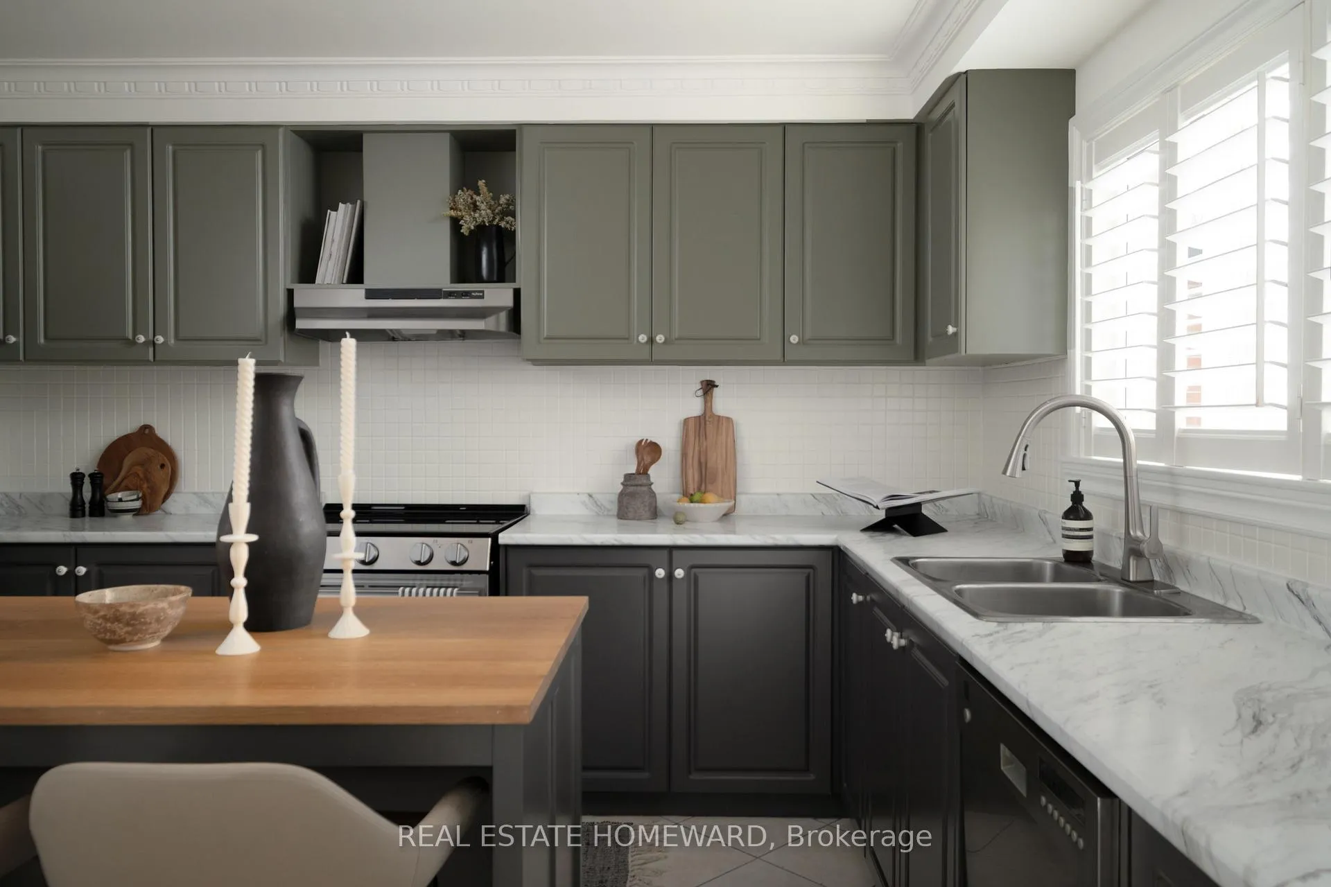 Photo 12 of 22 Kimbourne Avenue, Toronto, Danforth Village-East York — HOMEH