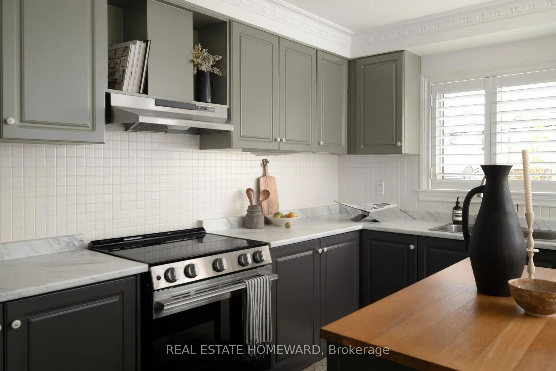 Photo 13 of 22 Kimbourne Avenue, Toronto, Danforth Village-East York — HOMEH