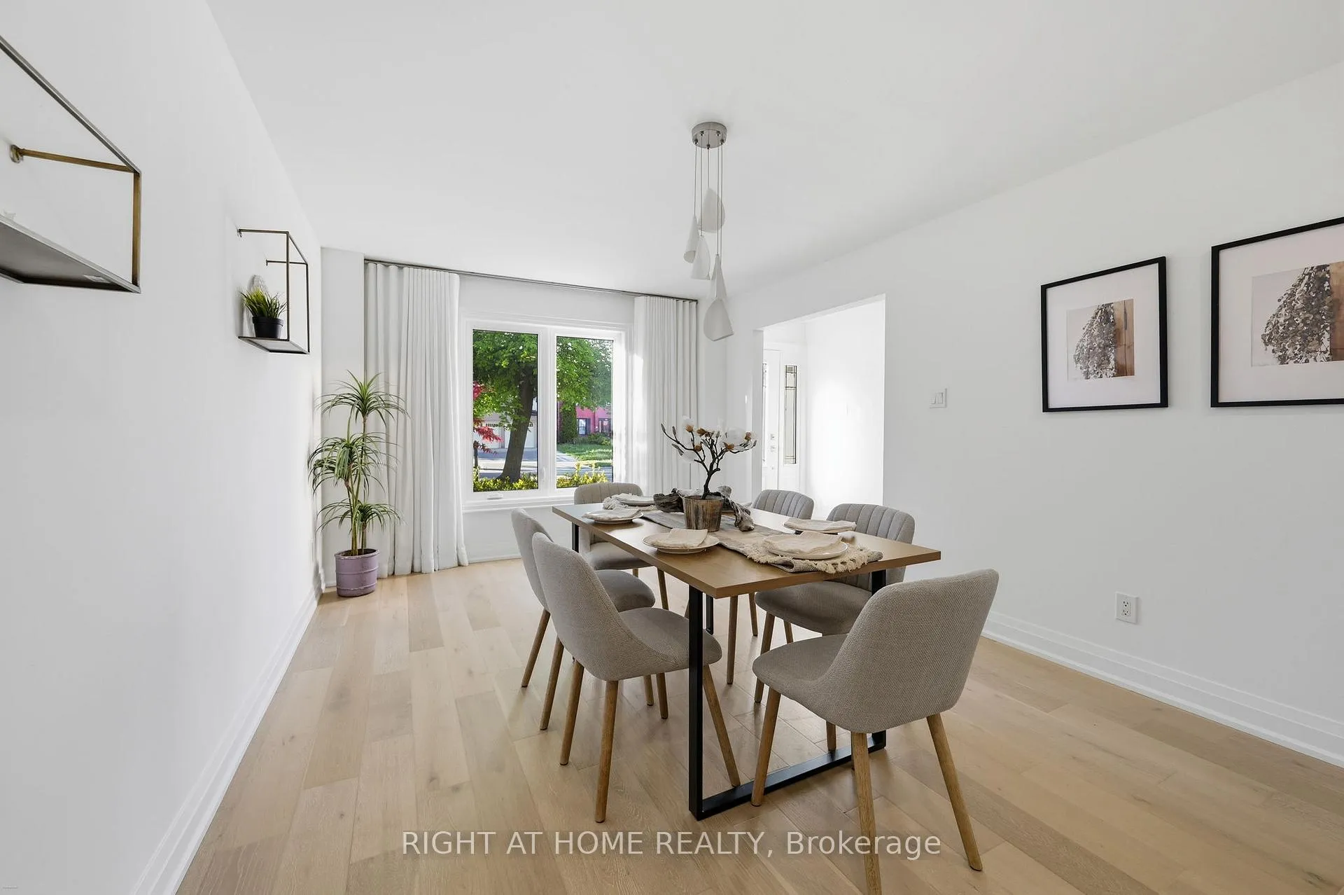 Photo 15 of 527 Beech Street E, Whitby, Pringle Creek — HOMEH