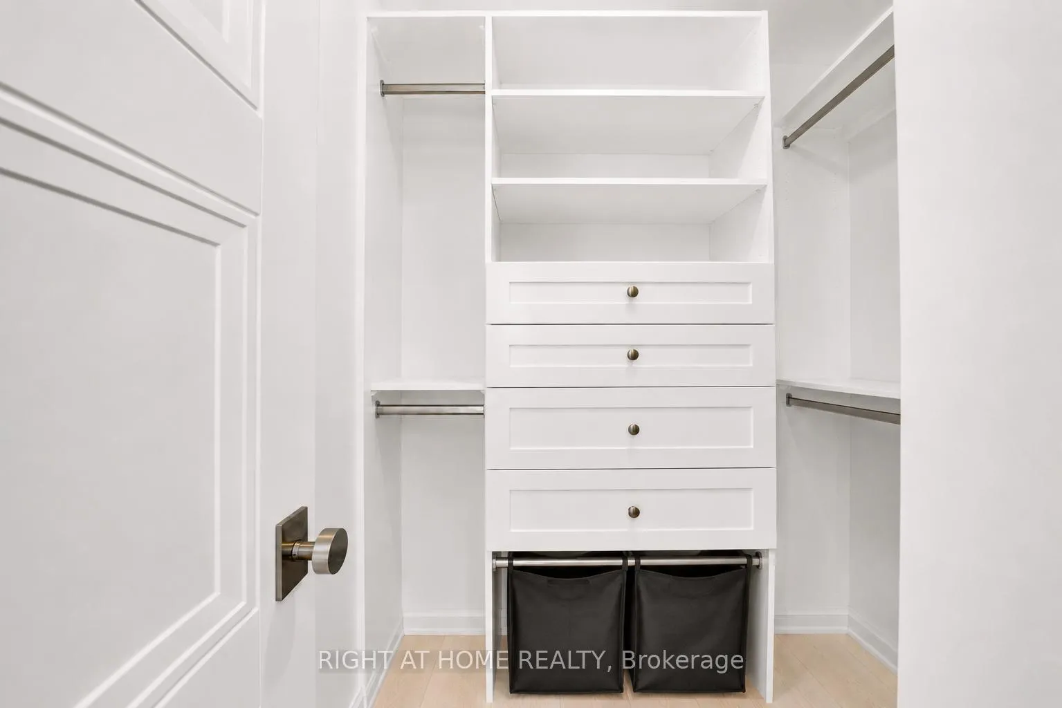 Photo 21 of 527 Beech Street E, Whitby, Pringle Creek — HOMEH
