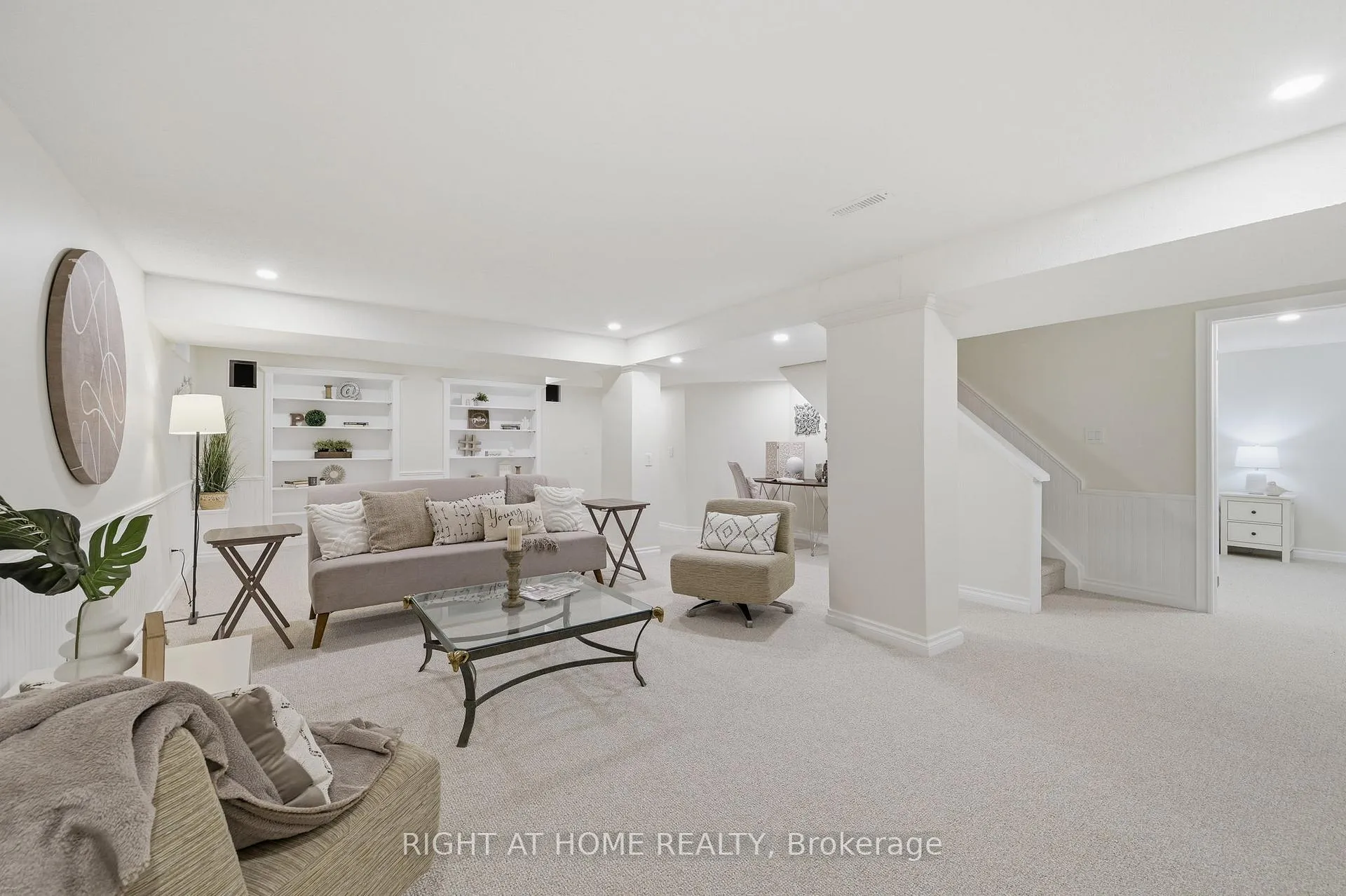 Photo 27 of 527 Beech Street E, Whitby, Pringle Creek — HOMEH