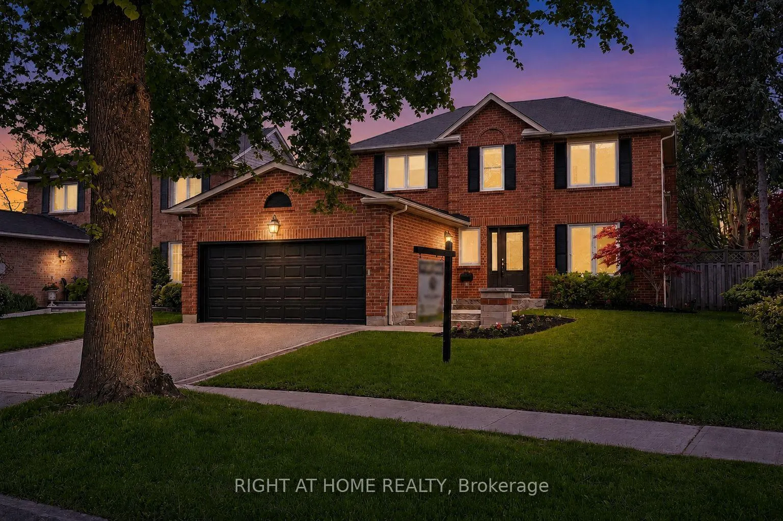 Photo 34 of 527 Beech Street E, Whitby, Pringle Creek — HOMEH