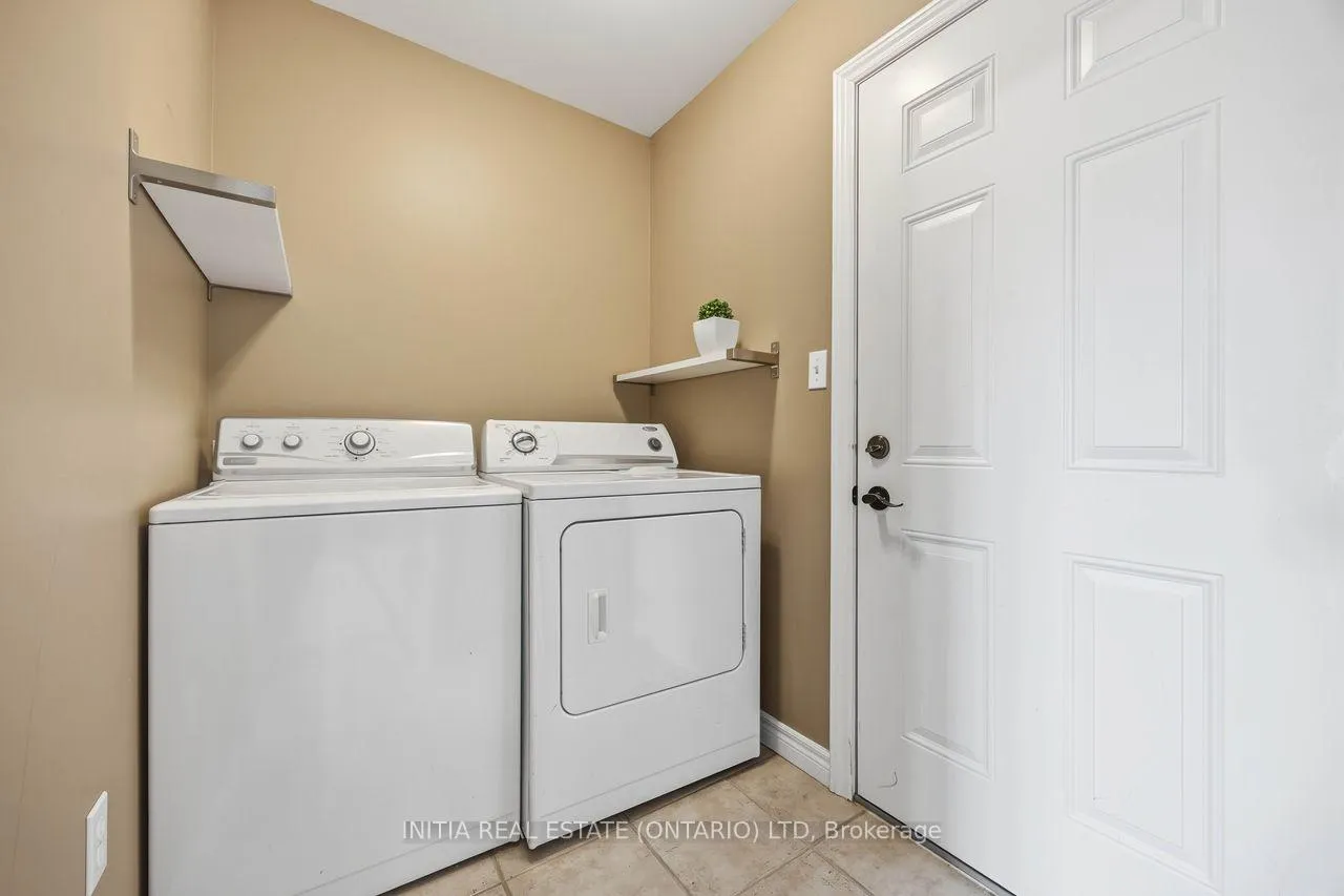 Photo 16 of 482A First Avenue, Enniskillen, Petrolia — HOMEH