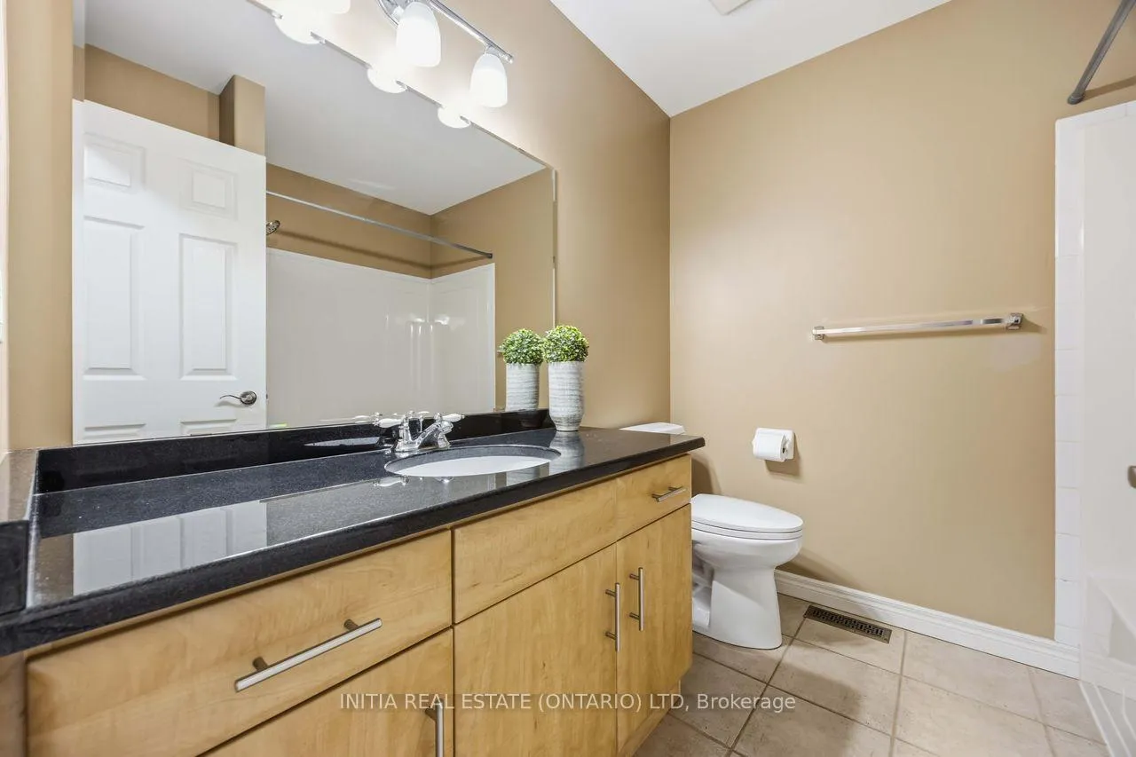 Photo 17 of 482A First Avenue, Enniskillen, Petrolia — HOMEH