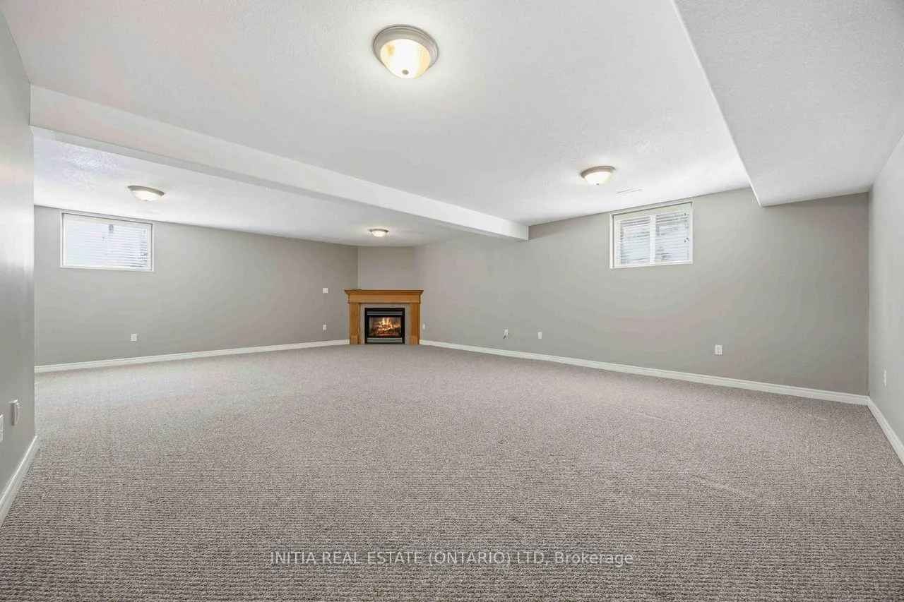 Photo 19 of 482A First Avenue, Enniskillen, Petrolia — HOMEH