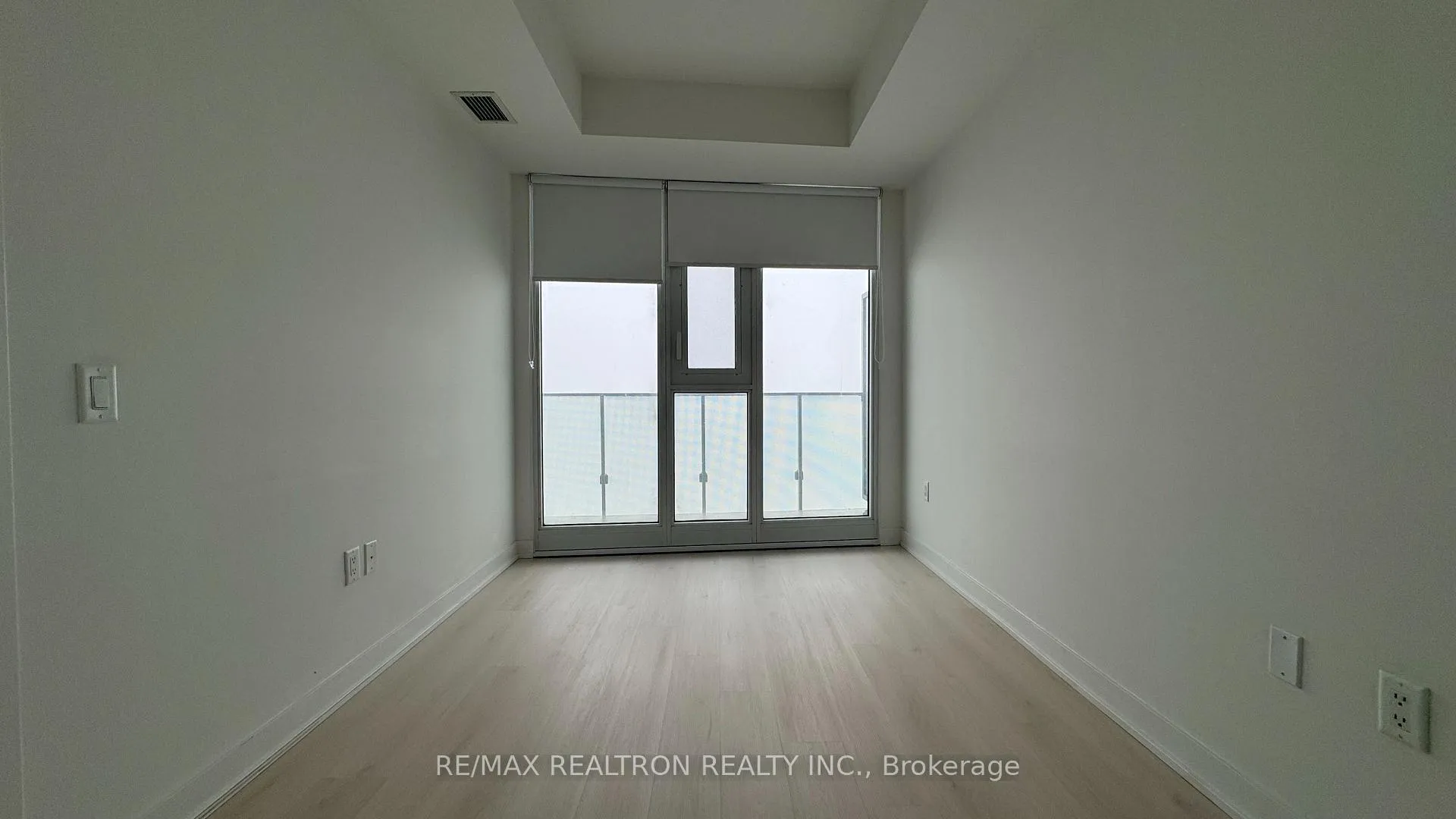 Photo 9 of Unit 4011, 3900 Confederation Parkway, Mississauga, City Centre — HOMEH