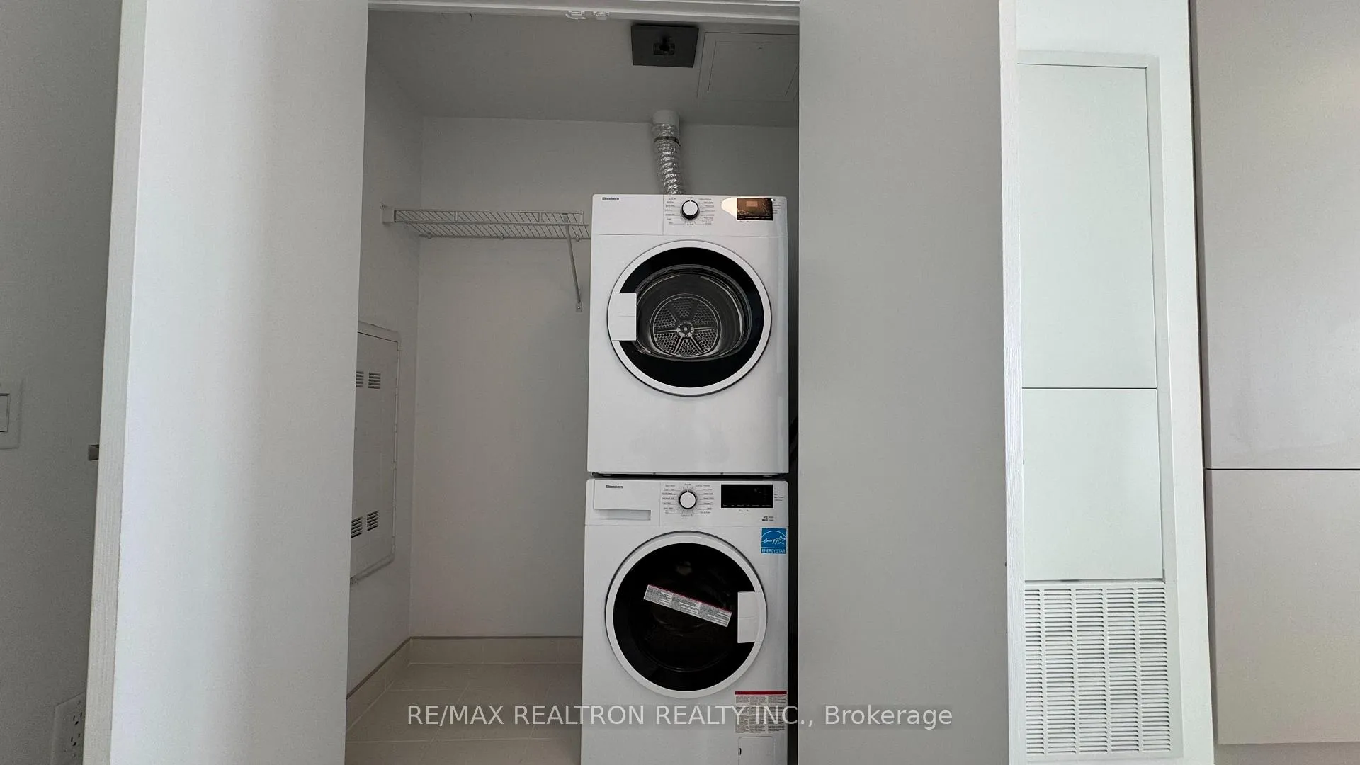 Photo 15 of Unit 4011, 3900 Confederation Parkway, Mississauga, City Centre — HOMEH