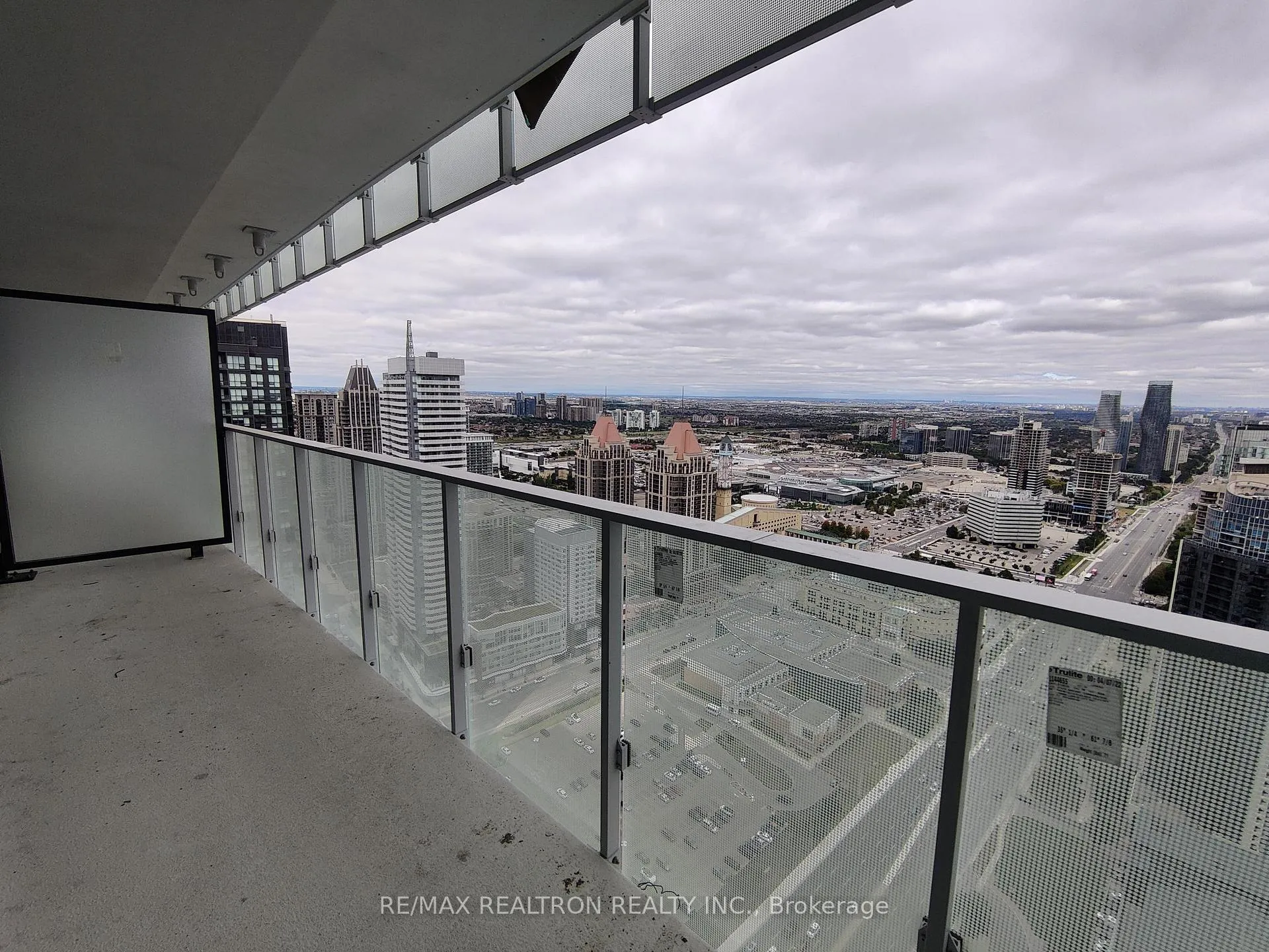 Photo 18 of Unit 4011, 3900 Confederation Parkway, Mississauga, City Centre — HOMEH