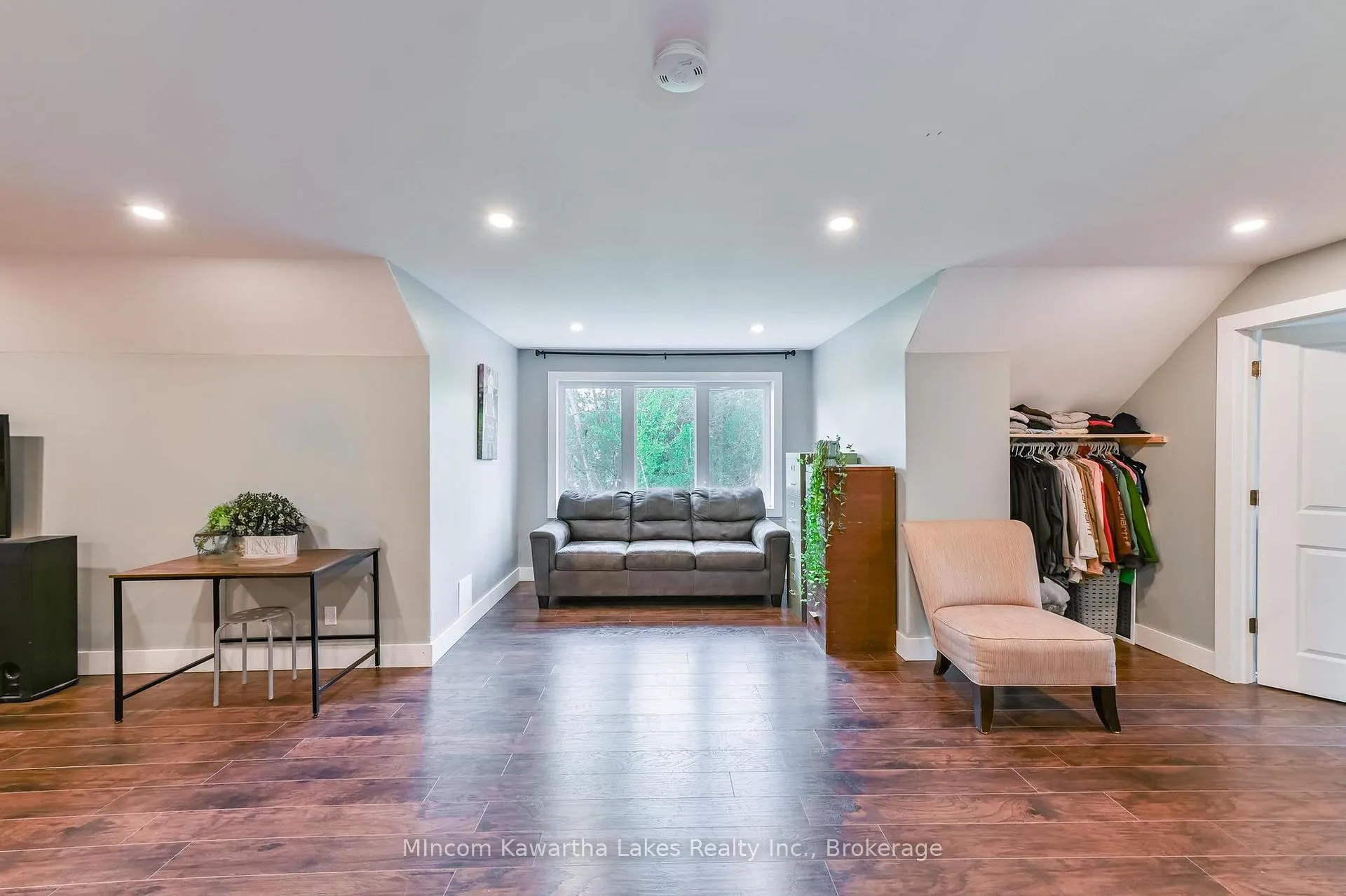 Photo 32 of 45 Kenedon Drive, Kawartha Lakes, Emily — HOMEH