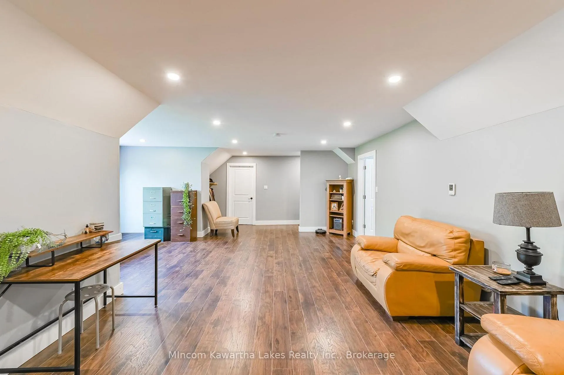 Photo 33 of 45 Kenedon Drive, Kawartha Lakes, Emily — HOMEH