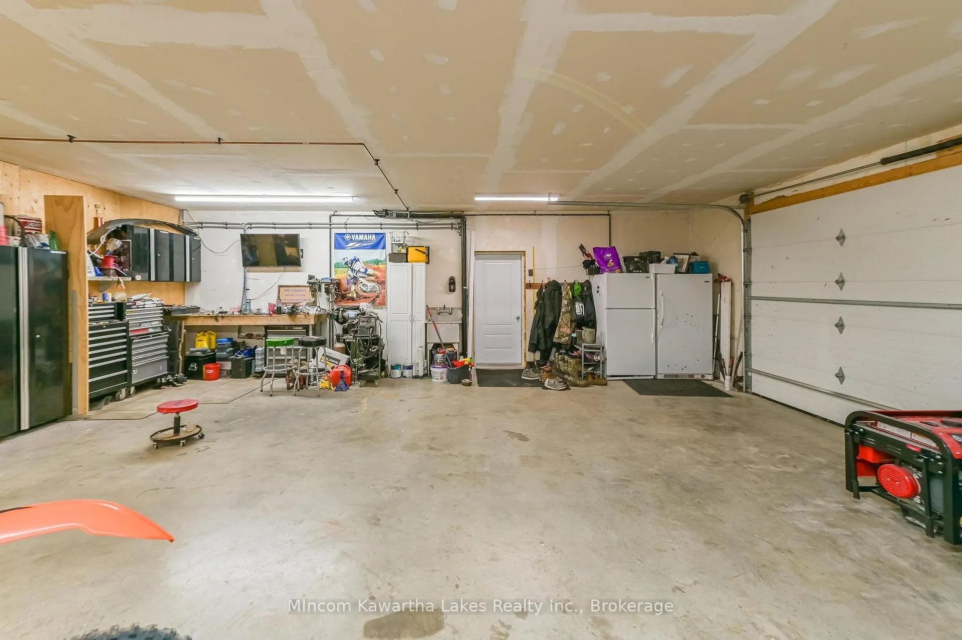 Photo 39 of 45 Kenedon Drive, Kawartha Lakes, Emily — HOMEH