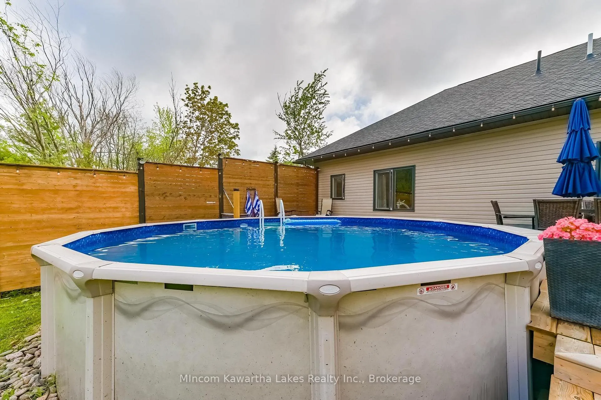 Photo 42 of 45 Kenedon Drive, Kawartha Lakes, Emily — HOMEH