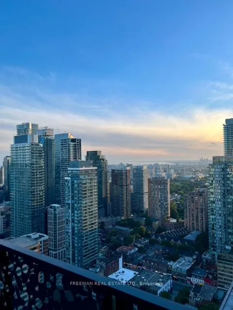 Photo 12 of Unit 3706, 55 Charles Street E, Toronto, Church-Yonge Corridor — HOMEH