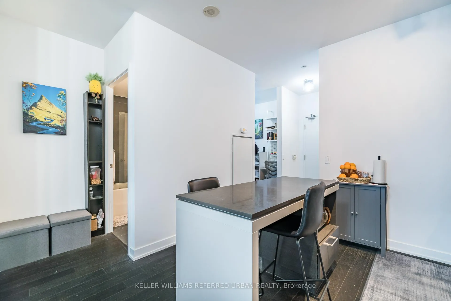 Photo 6 of Unit 221, 1030 King Street W, Toronto, Niagara — HOMEH