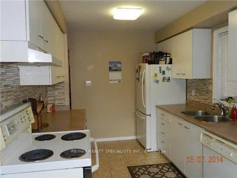 Photo 3 of Unit 41, 2550 Thomas Street, Mississauga, Central Erin Mills — HOMEH