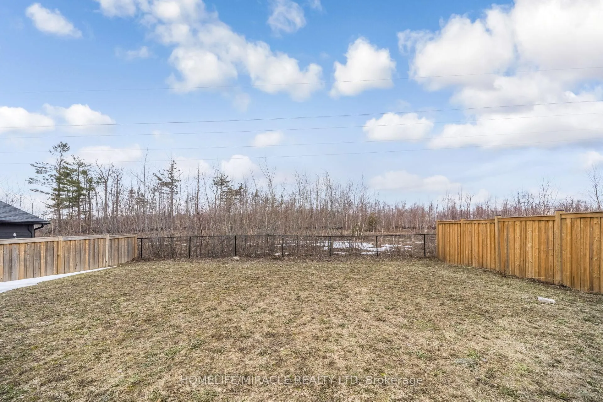Photo 49 of 93 Trail Boulevard, Springwater, Centre Vespra — HOMEH