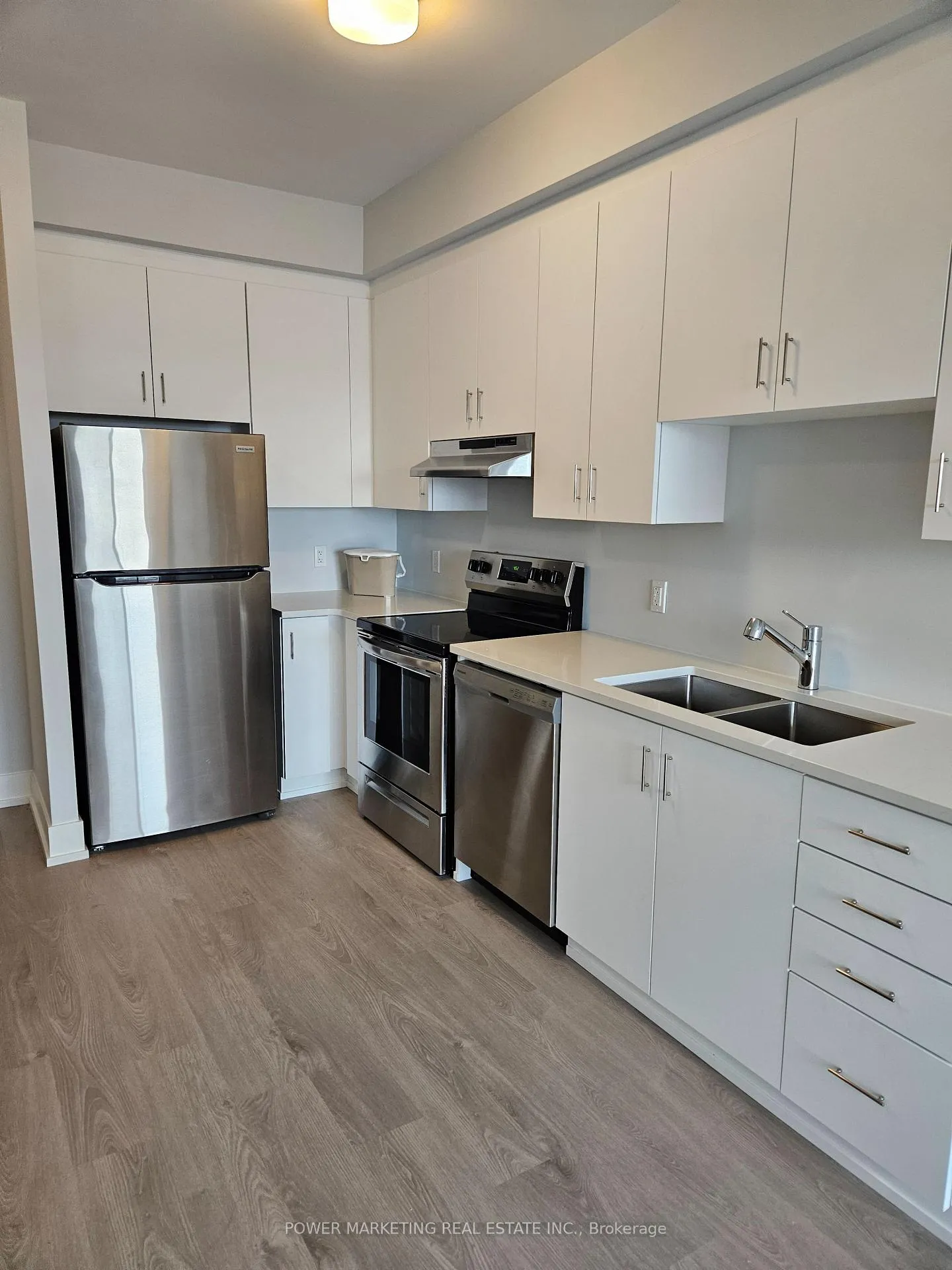 Photo 6 of Unit 303, 1350 Hemlock Road, Ottawa, CFB Rockcliffe and Area — HOMEH