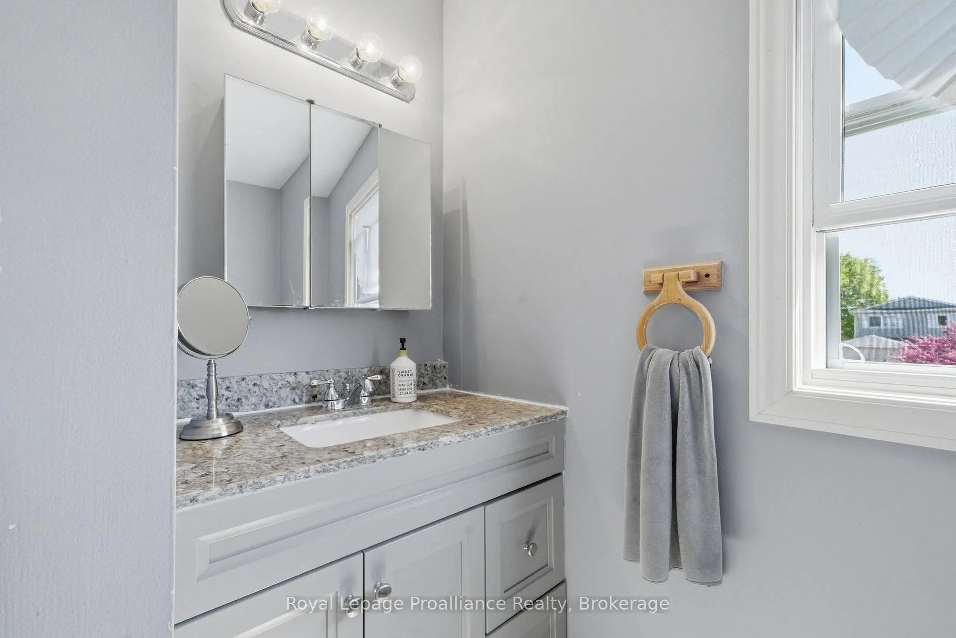 Photo 31 of 903 Fairbanks Road, Cobourg — HOMEH