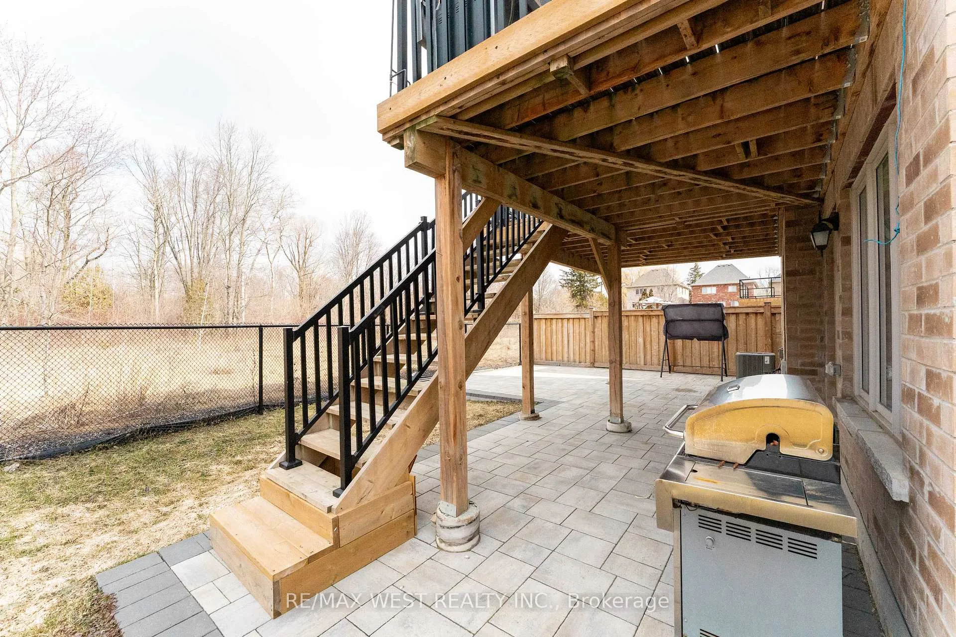Photo 38 of 186 Bralorne Trail, Pickering, Highbush — HOMEH