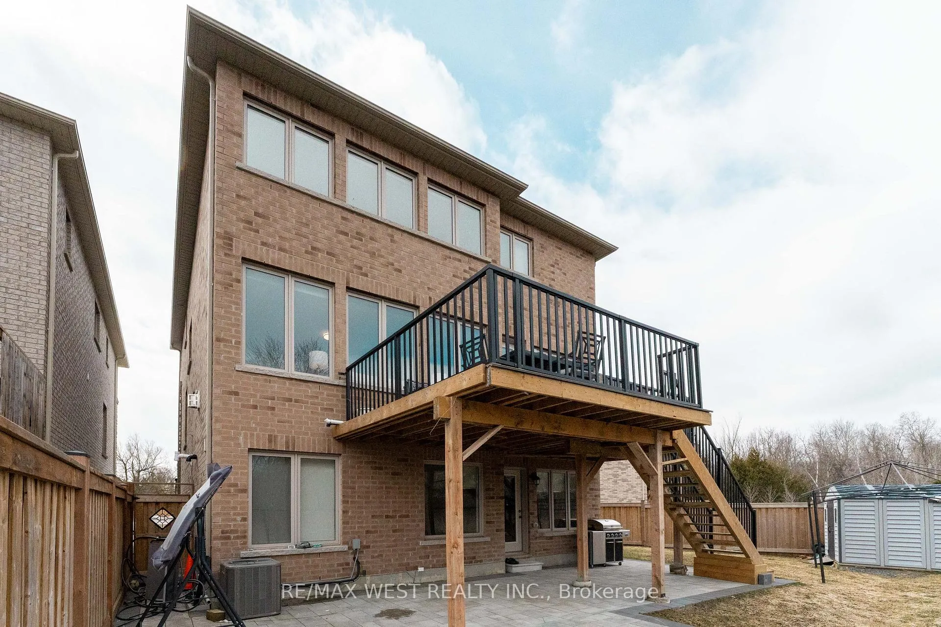 Photo 41 of 186 Bralorne Trail, Pickering, Highbush — HOMEH