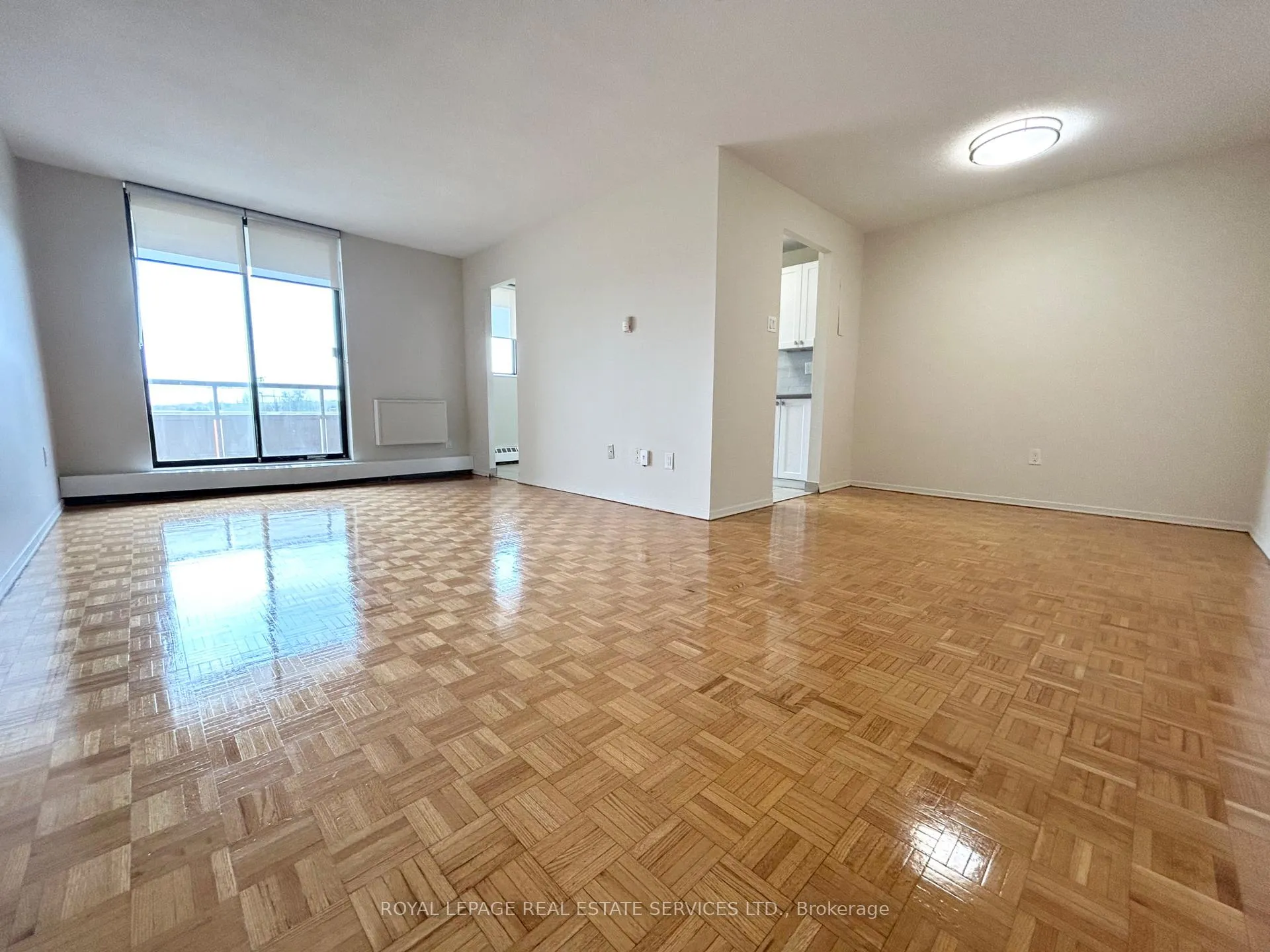 Photo 3 of Unit 504, 16 Cedarwoods Crescent, Kitchener — HOMEH