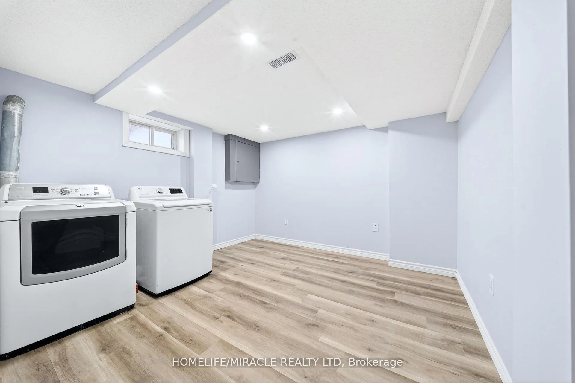Photo 18 of 100 West 3rd Street, Hamilton, Bonnington — HOMEH