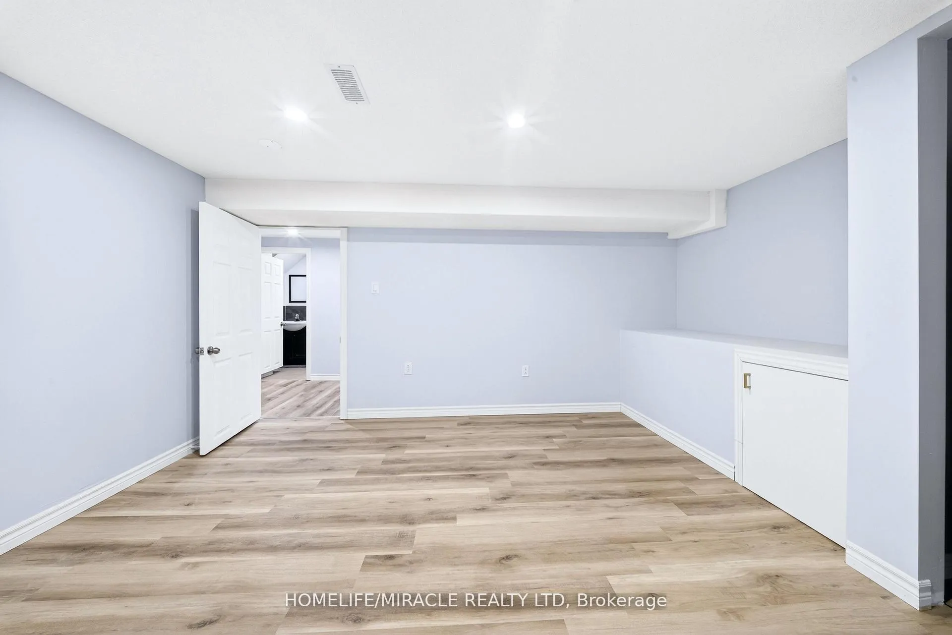 Photo 34 of 100 West 3rd Street, Hamilton, Bonnington — HOMEH