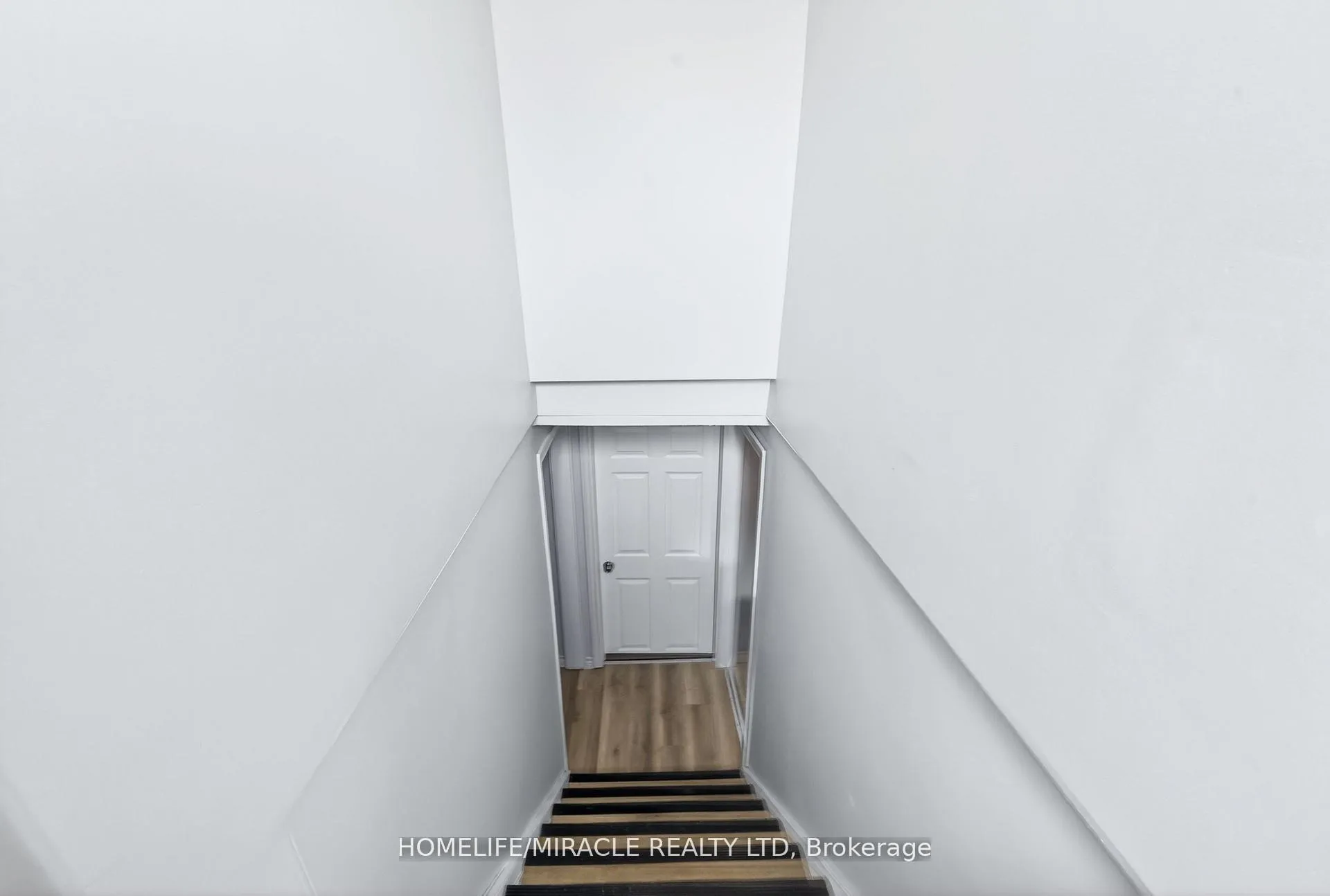 Photo 37 of 100 West 3rd Street, Hamilton, Bonnington — HOMEH