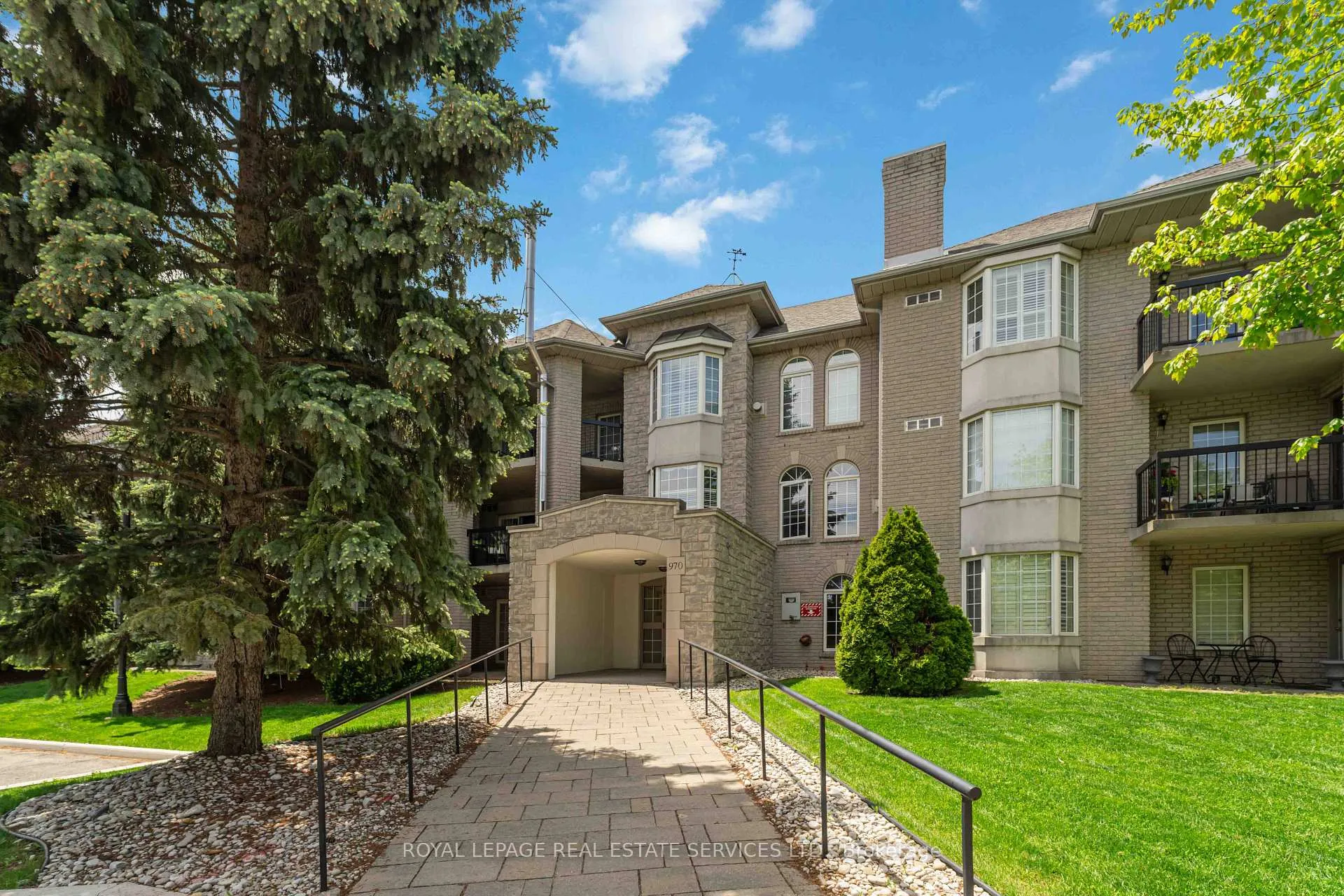 Photo 1 of Unit 205, 970 Golf Links Road, Hamilton, Meadowlands — HOMEH
