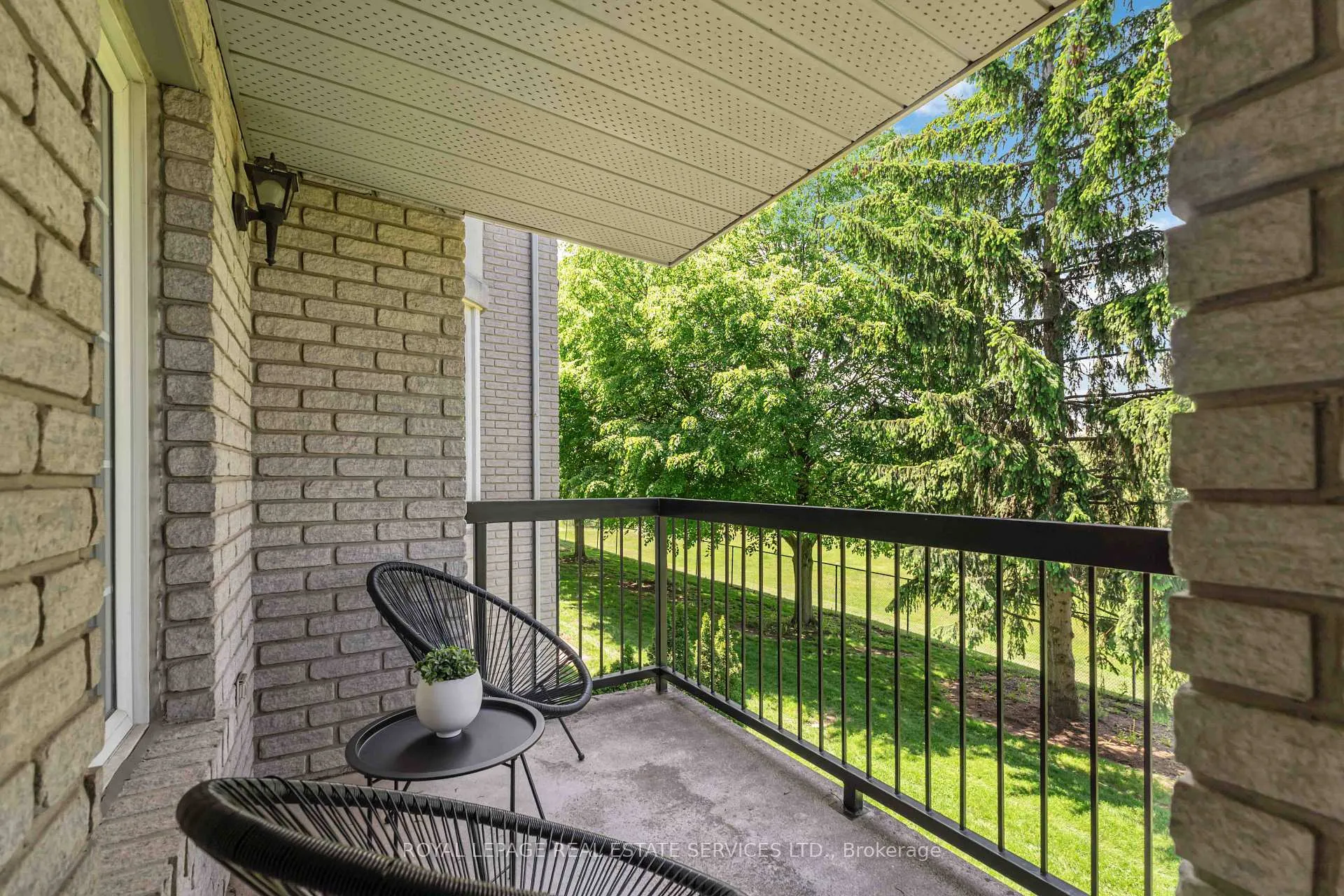 Photo 13 of Unit 205, 970 Golf Links Road, Hamilton, Meadowlands — HOMEH