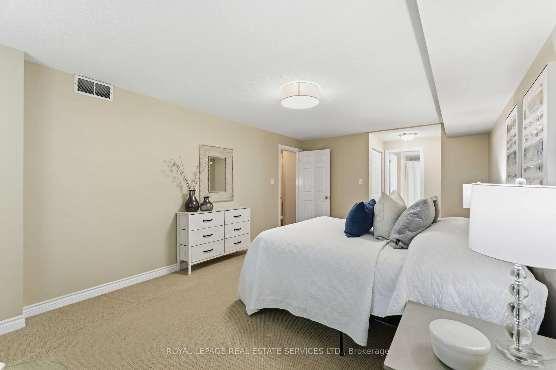 Photo 26 of Unit 205, 970 Golf Links Road, Hamilton, Meadowlands — HOMEH