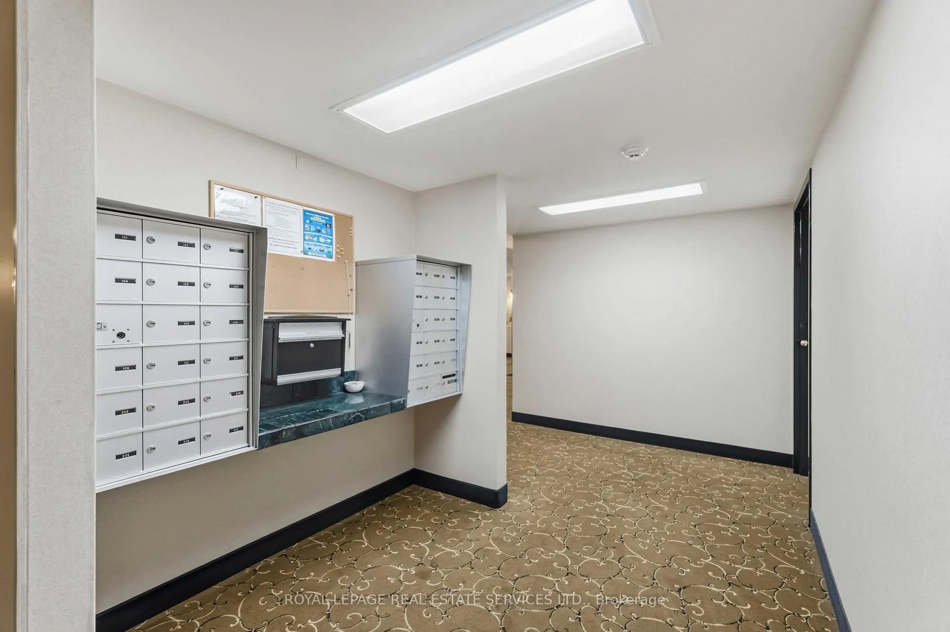 Photo 33 of Unit 205, 970 Golf Links Road, Hamilton, Meadowlands — HOMEH