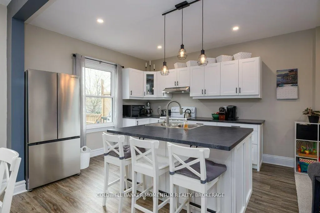 Photo 13 of 223 Geneva Street, St. Catharines, Downtown — HOMEH