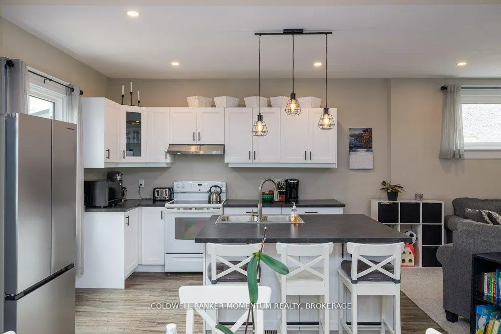 Photo 17 of 223 Geneva Street, St. Catharines, Downtown — HOMEH