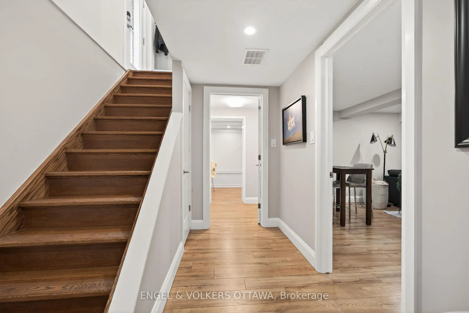 Photo 37 of 1530 Caton Street, Ottawa, Alta Vista/Faircrest Heights — HOMEH