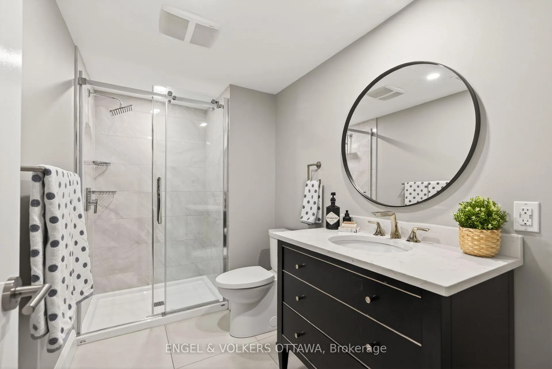 Photo 44 of 1530 Caton Street, Ottawa, Alta Vista/Faircrest Heights — HOMEH
