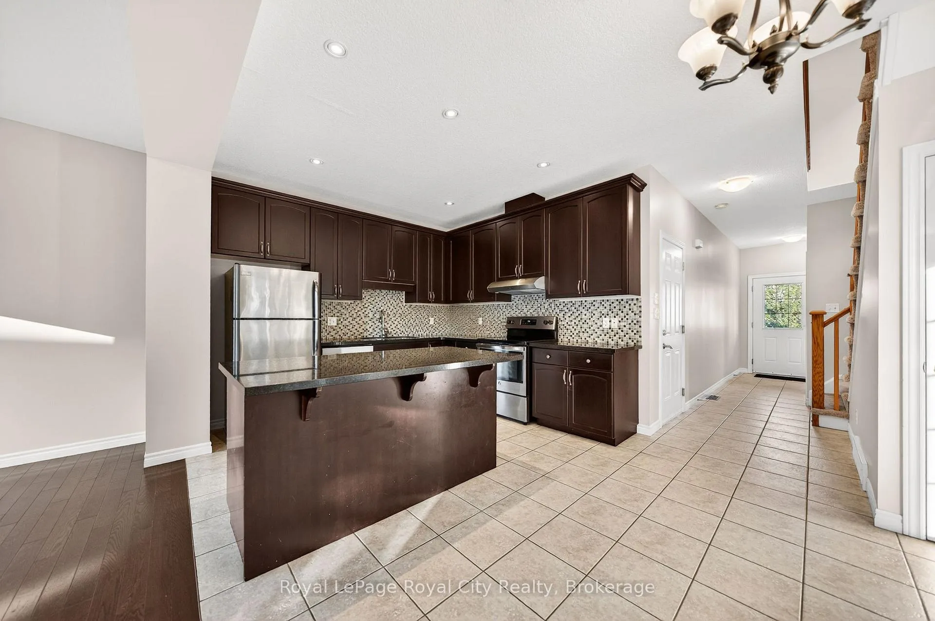 Photo 5 of 12 Clough Crescent, Guelph, Pineridge/Westminster Woods — HOMEH