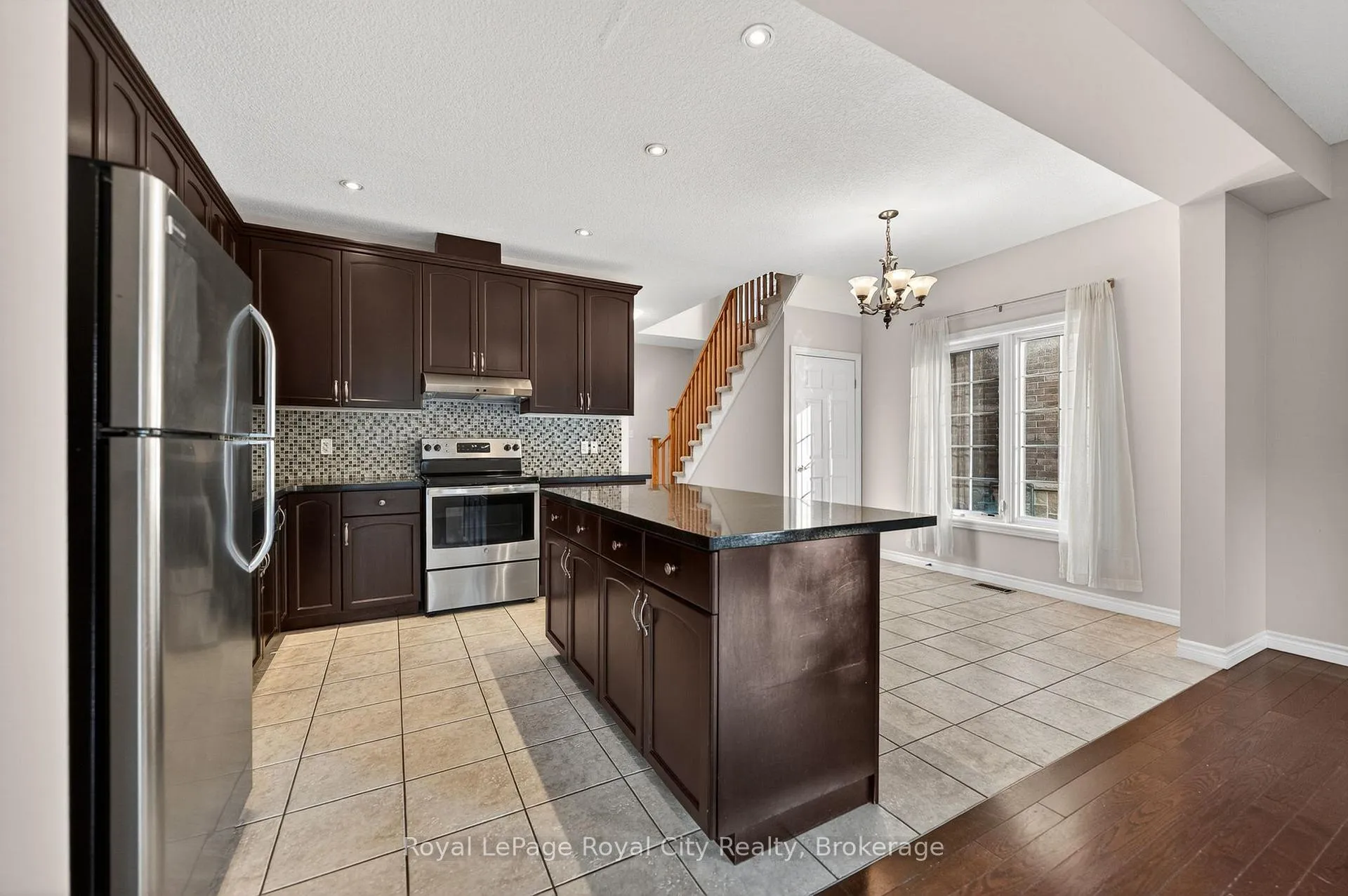 Photo 11 of 12 Clough Crescent, Guelph, Pineridge/Westminster Woods — HOMEH