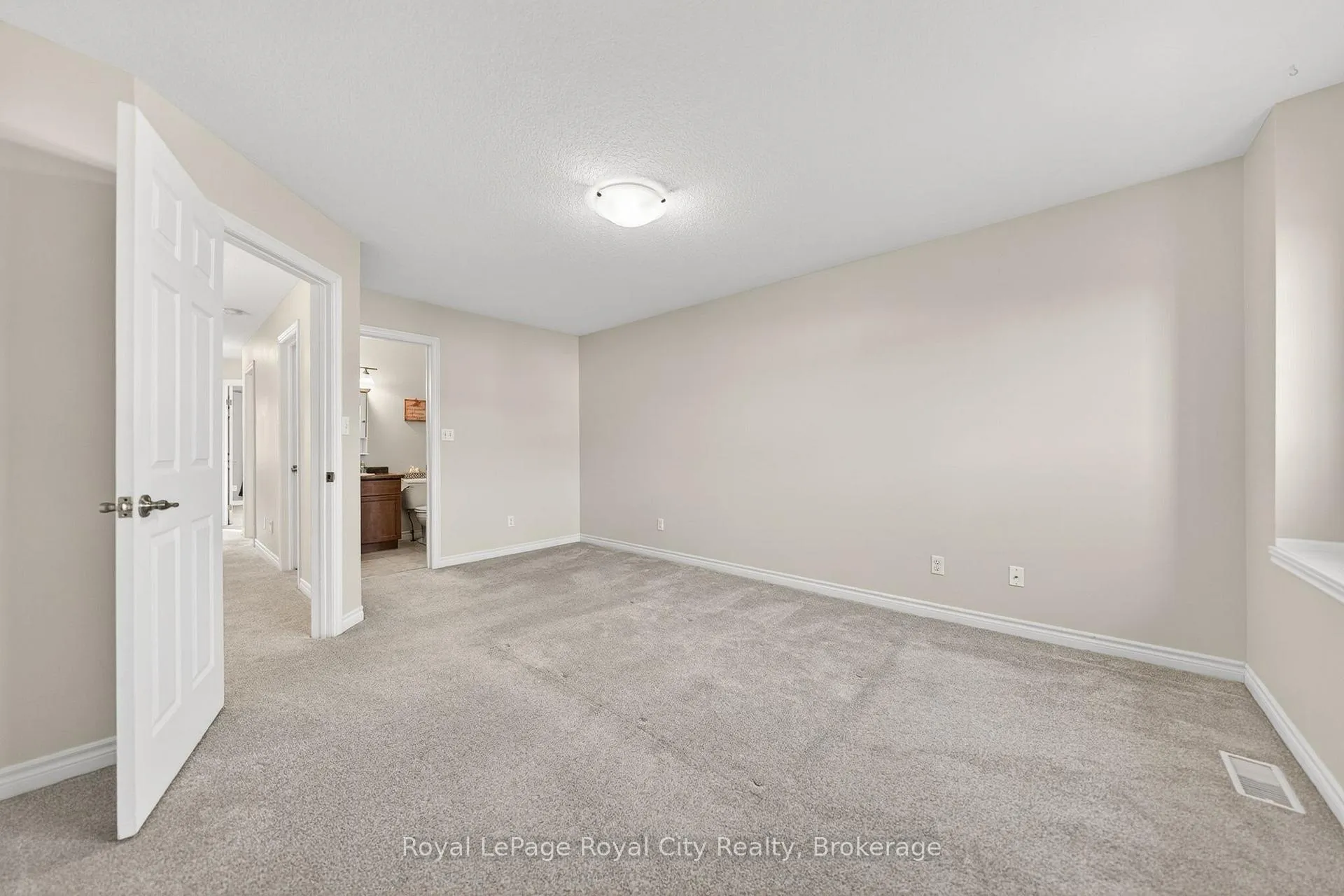 Photo 26 of 12 Clough Crescent, Guelph, Pineridge/Westminster Woods — HOMEH