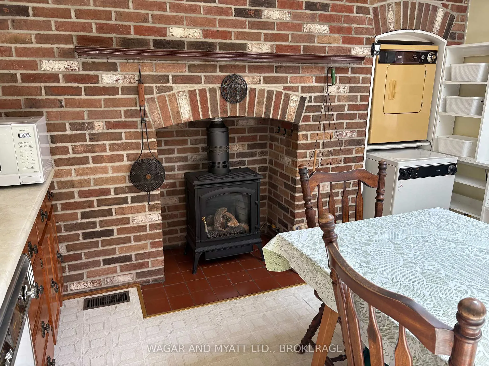 Photo 30 of 163 Adelphi Street, Greater Napanee — HOMEH