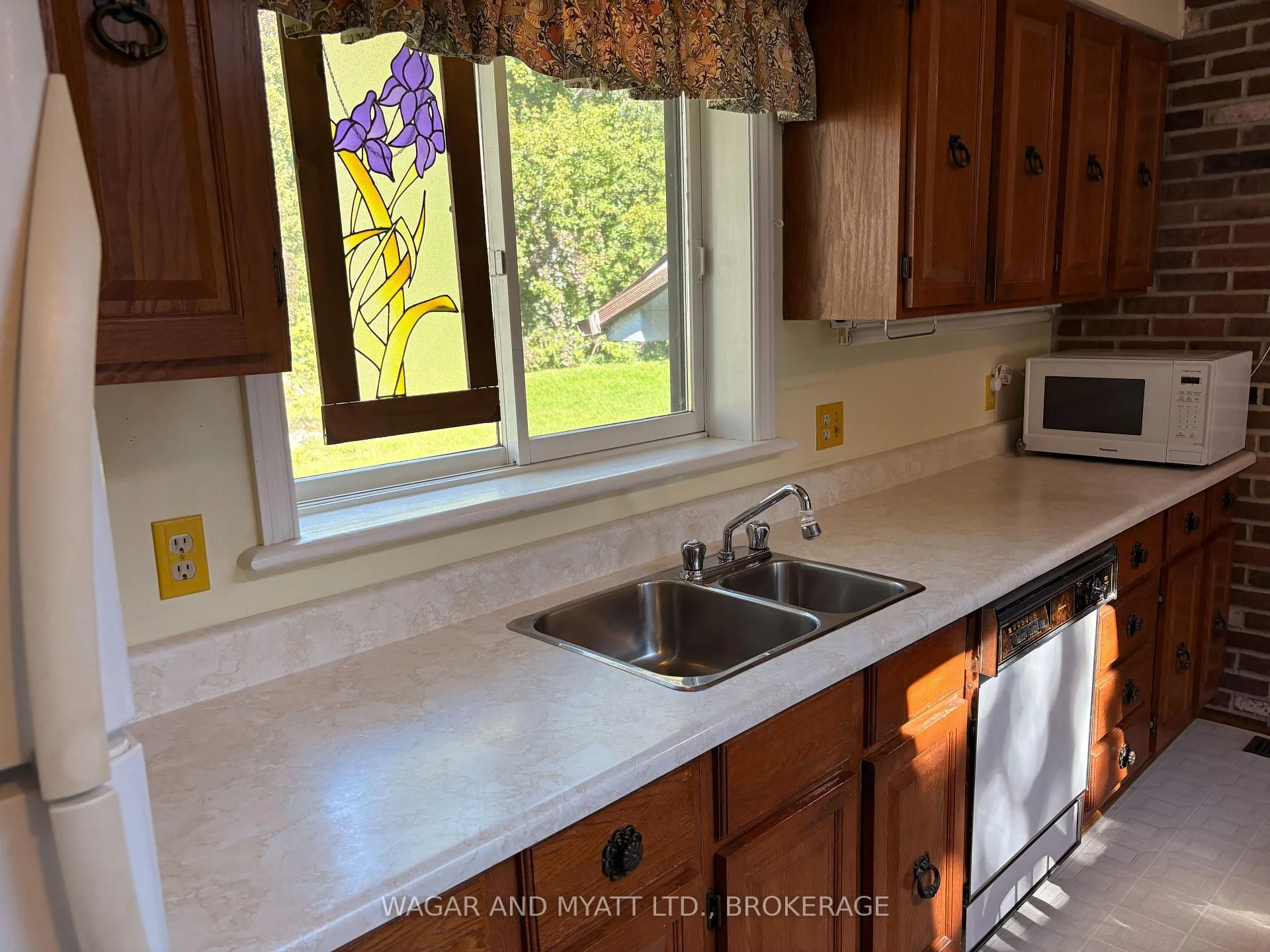 Photo 39 of 163 Adelphi Street, Greater Napanee — HOMEH