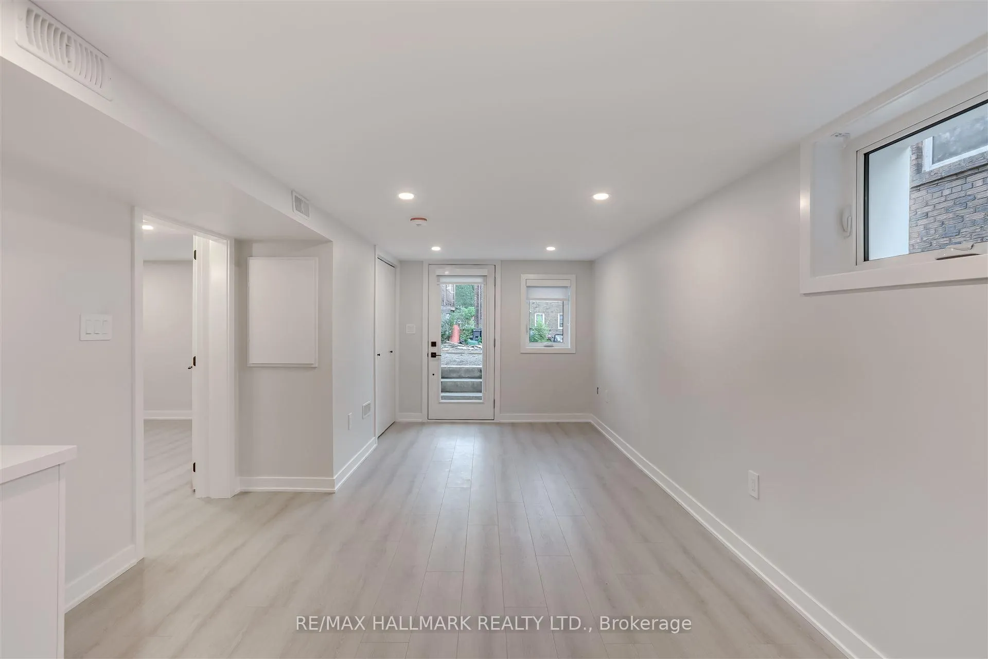 Photo 4 of Unit BSMT 1, 979 Avenue Road, Toronto, Yonge-Eglinton — HOMEH