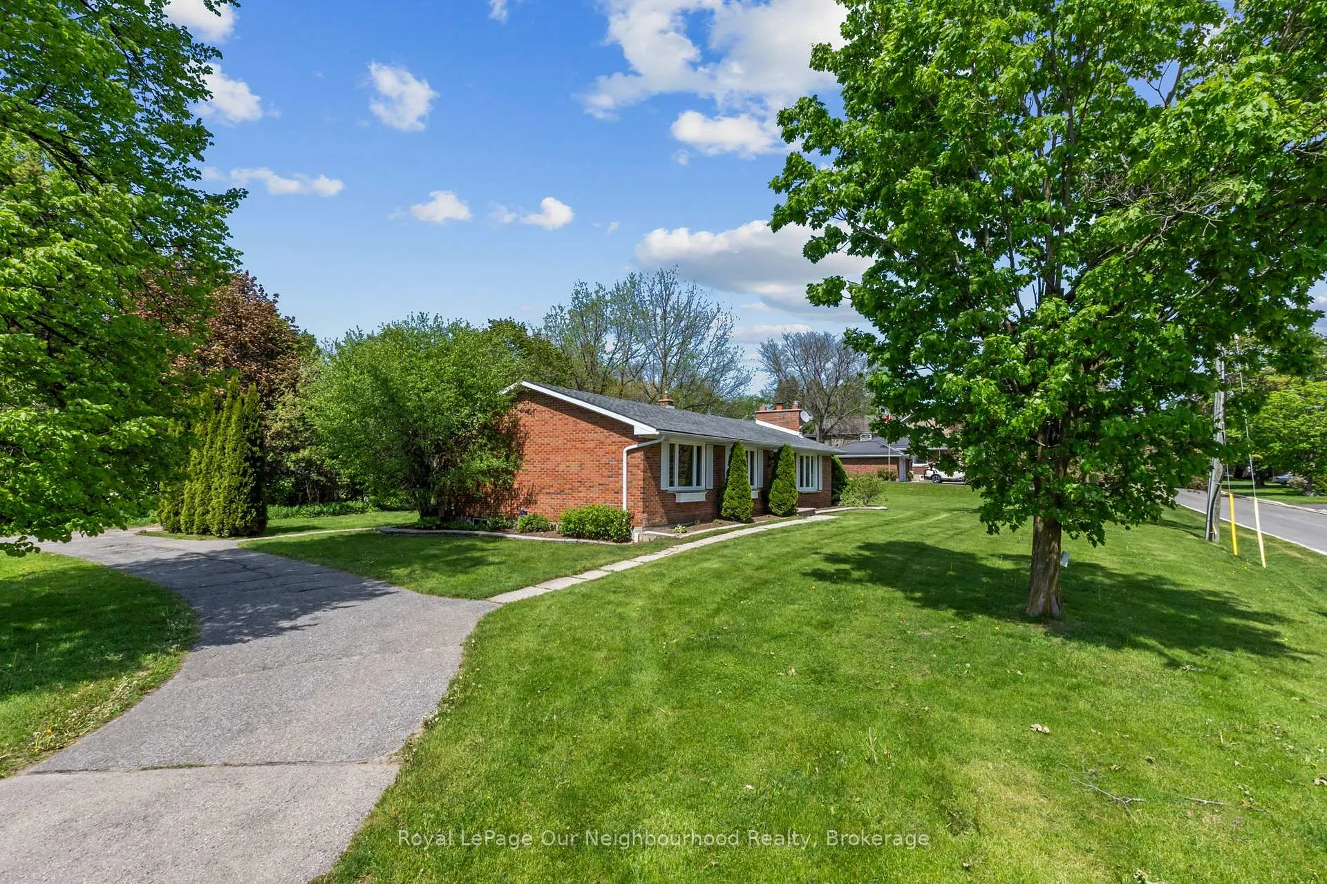 Photo 2 of 1722 Joseph Street, Pickering, Rural Pickering — HOMEH