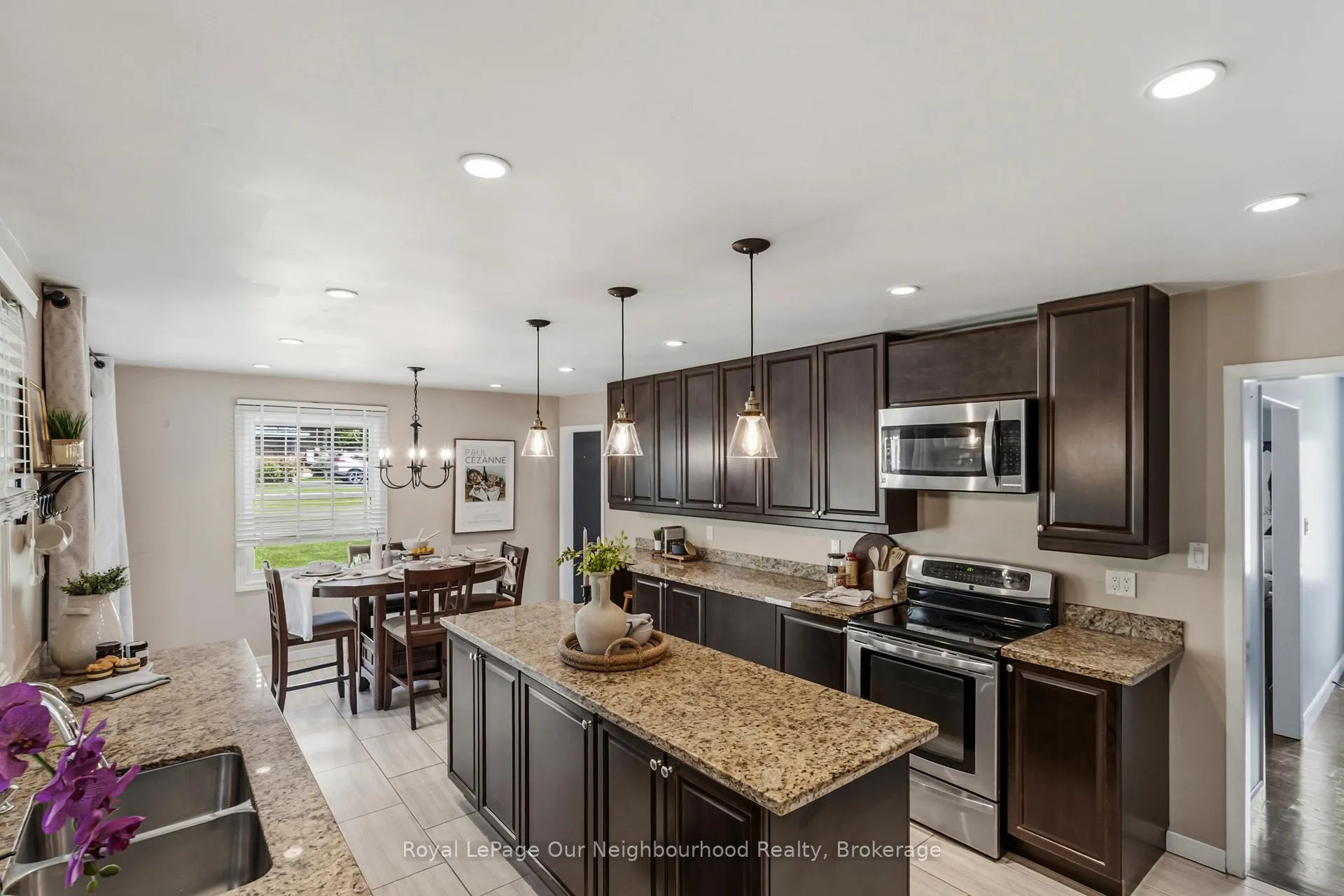 Photo 14 of 1722 Joseph Street, Pickering, Rural Pickering — HOMEH