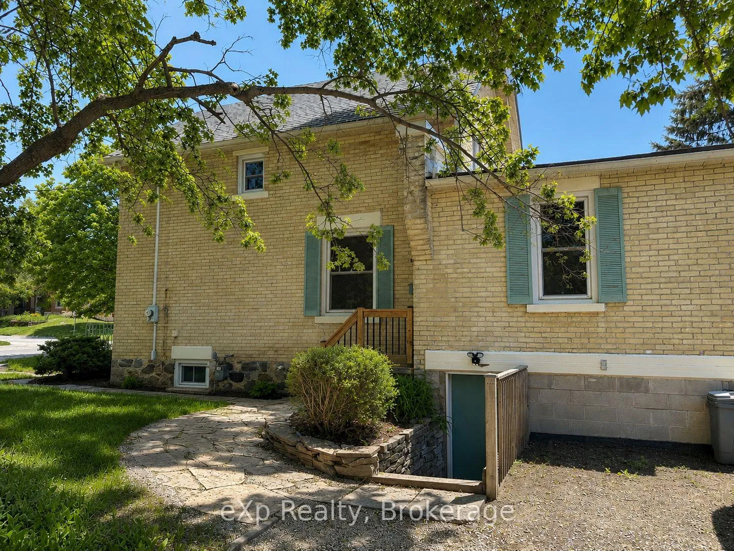 Photo 2 of 595 9th Street, Hanover — HOMEH