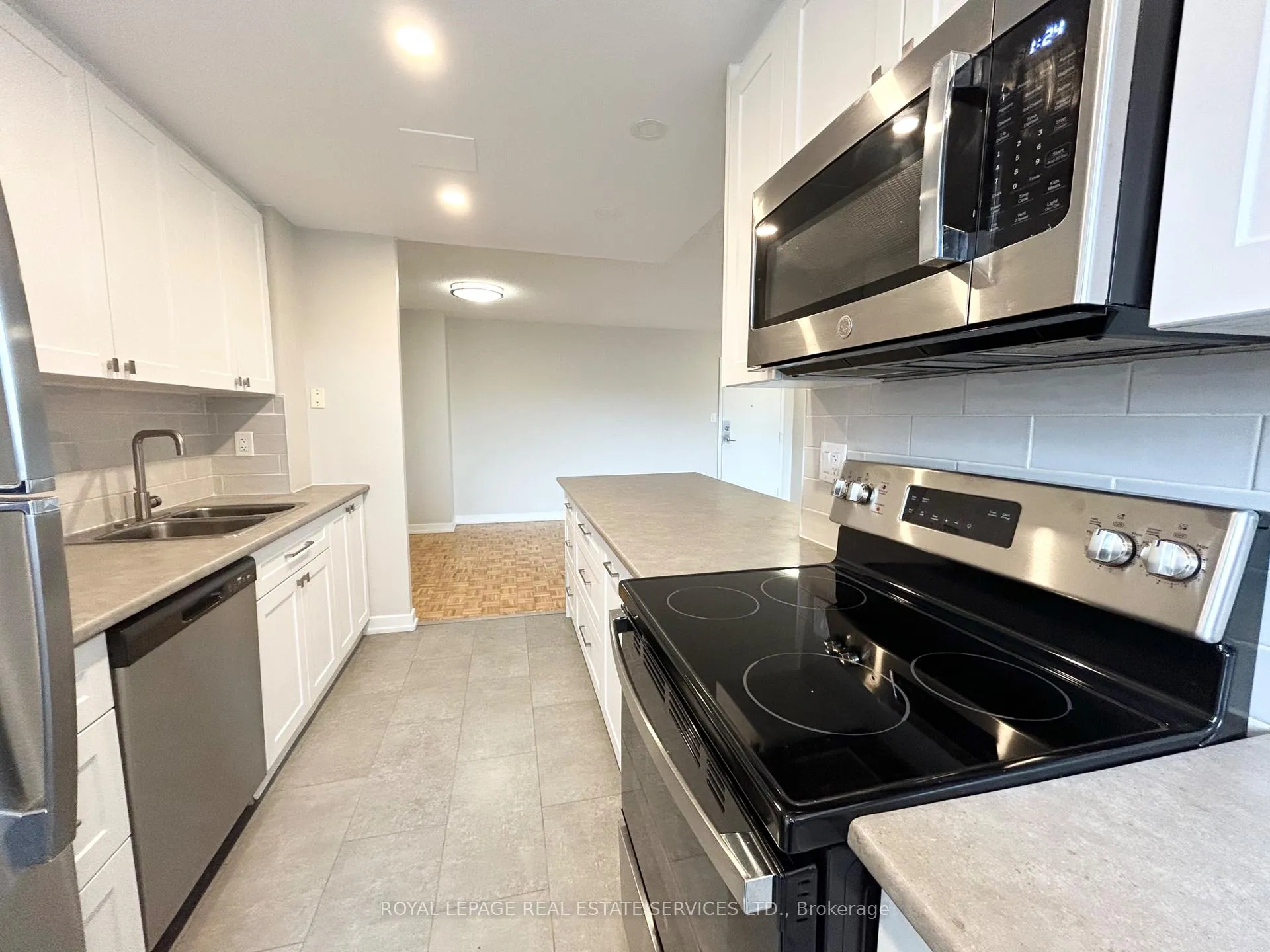 Photo 9 of Unit 1411, 1 Cedarwoods Crescent, Kitchener, Vanier - Kitchener — HOMEH
