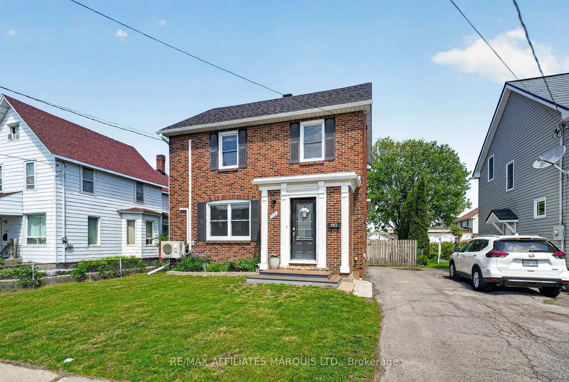 Photo 4 of 111 Fourth Street W, Cornwall — HOMEH